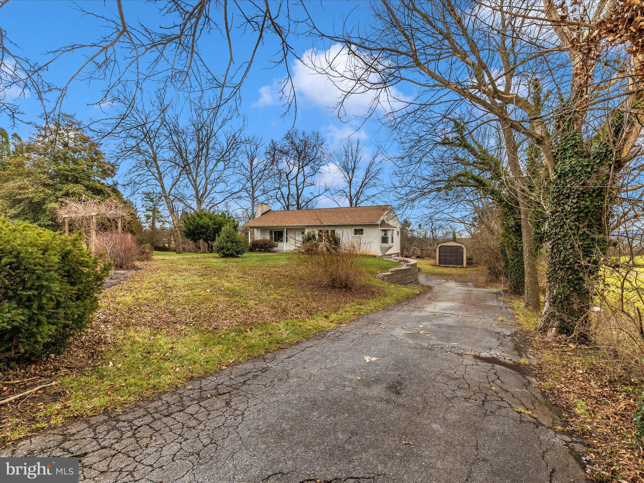 VILLA ESTATES - Residential