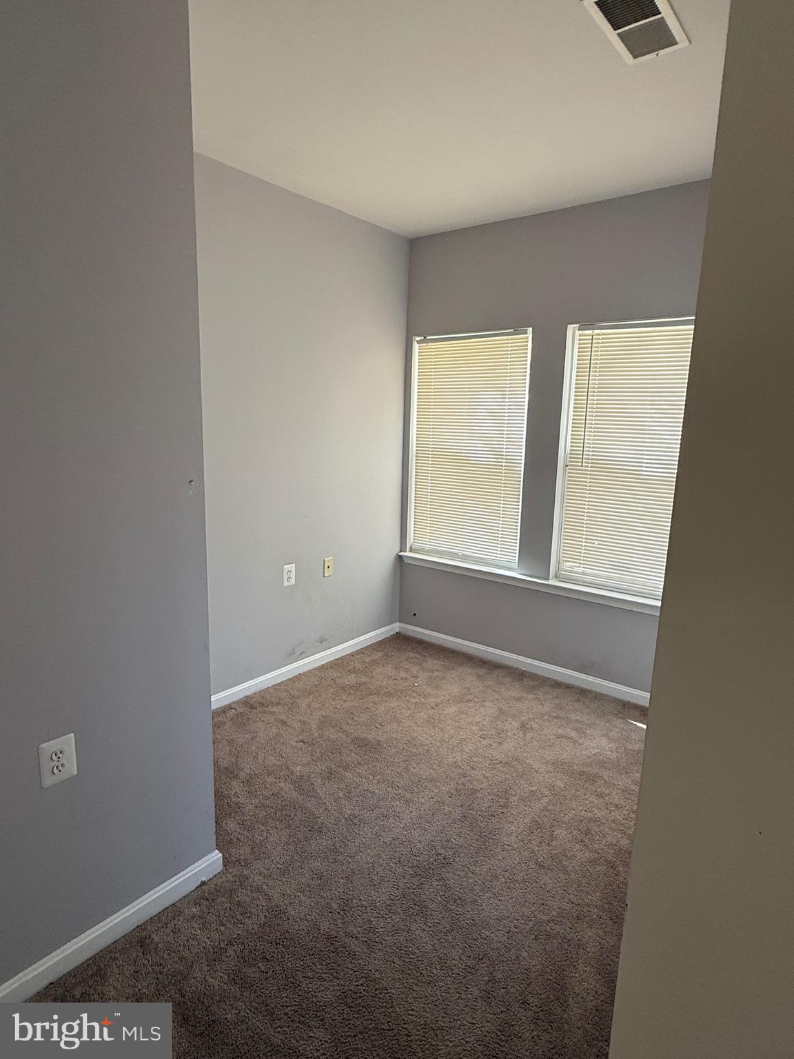 WINDSOR CROSSING - Residential