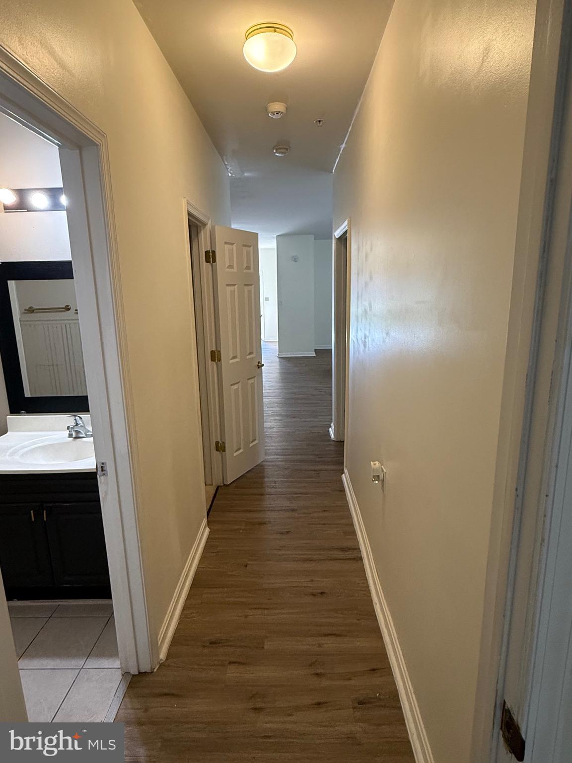 WINDSOR CROSSING - Residential