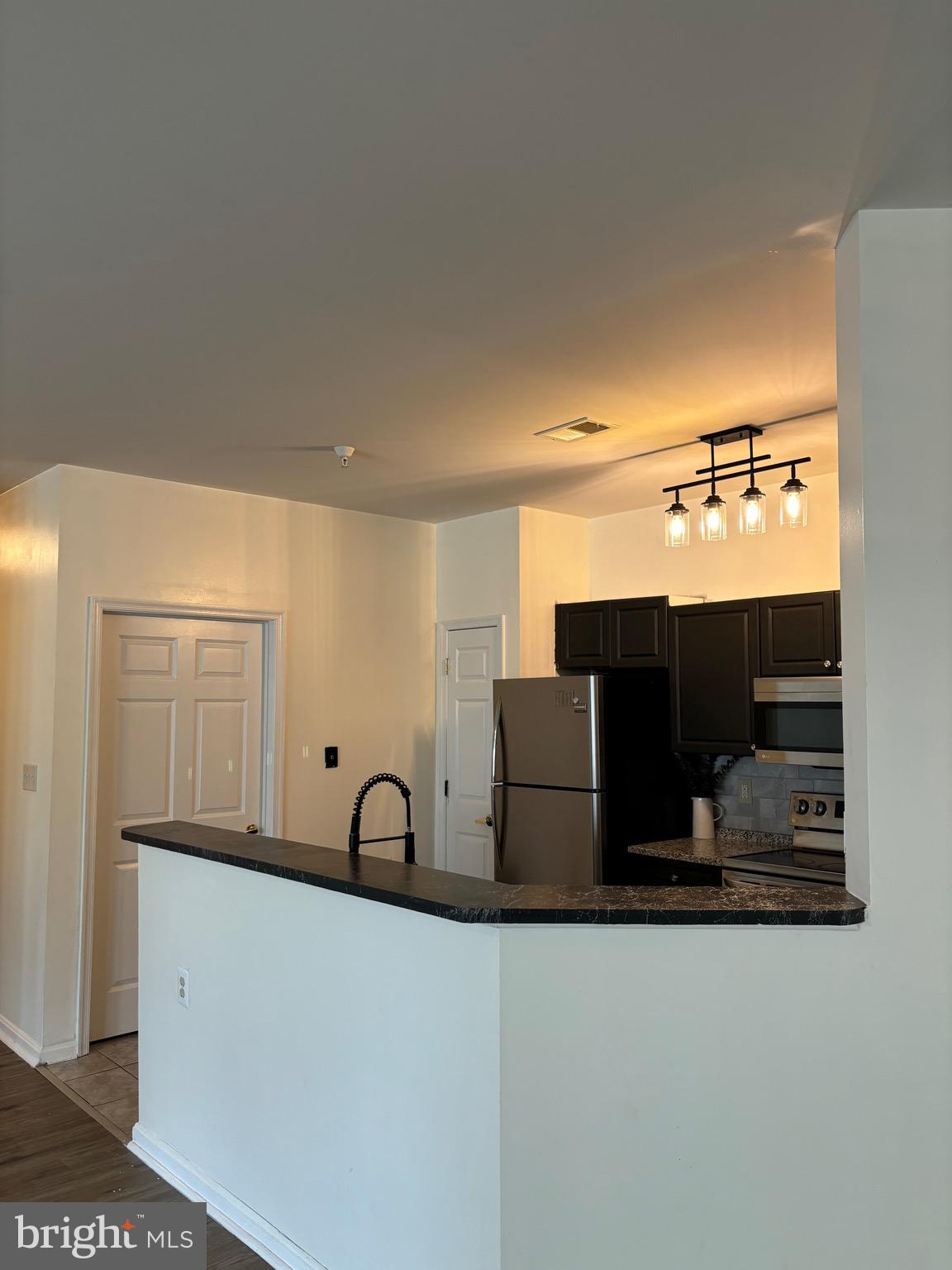 WINDSOR CROSSING - Residential