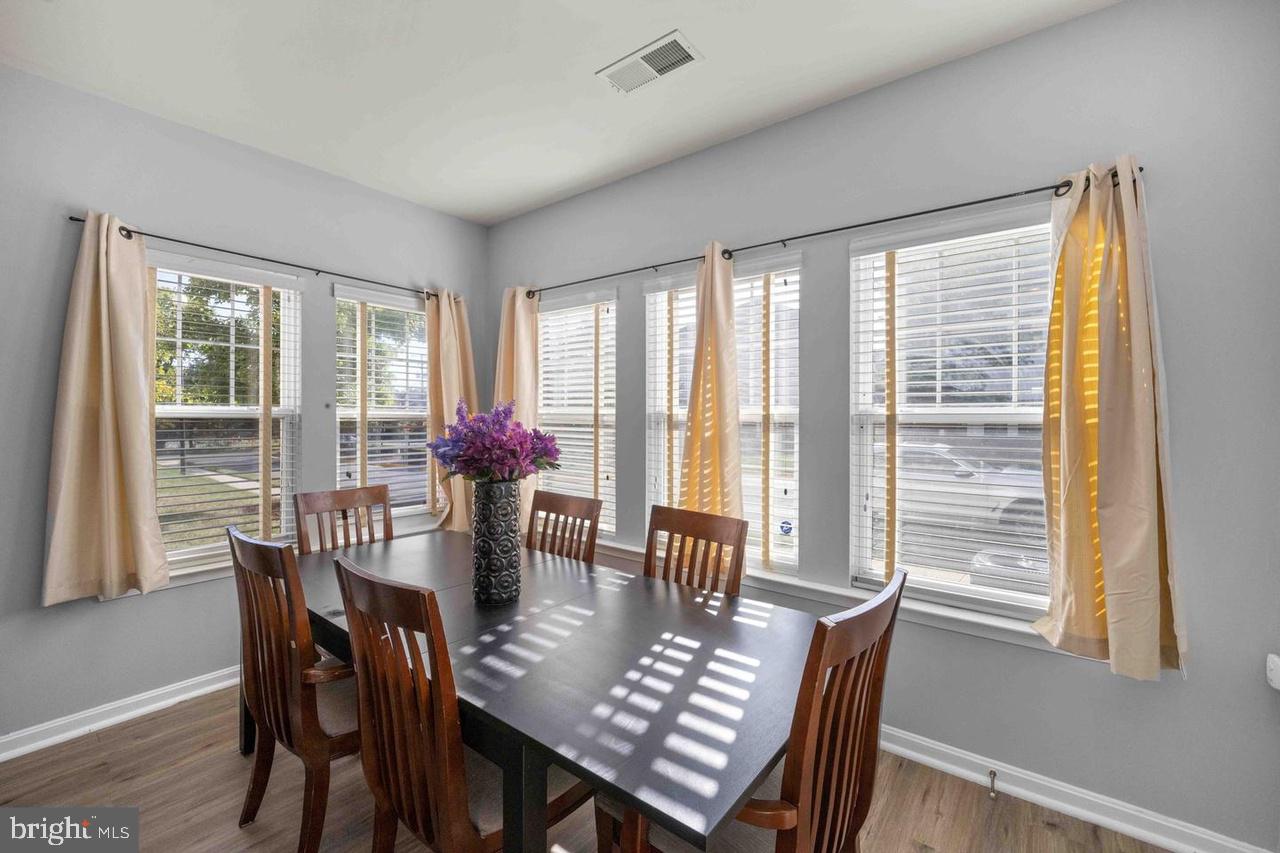 WINDSOR CROSSING - Residential