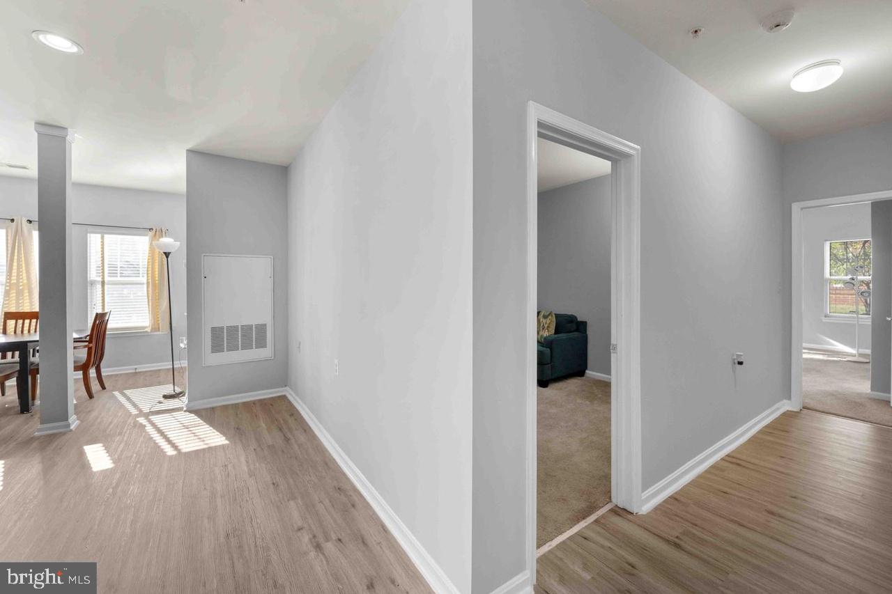 WINDSOR CROSSING - Residential