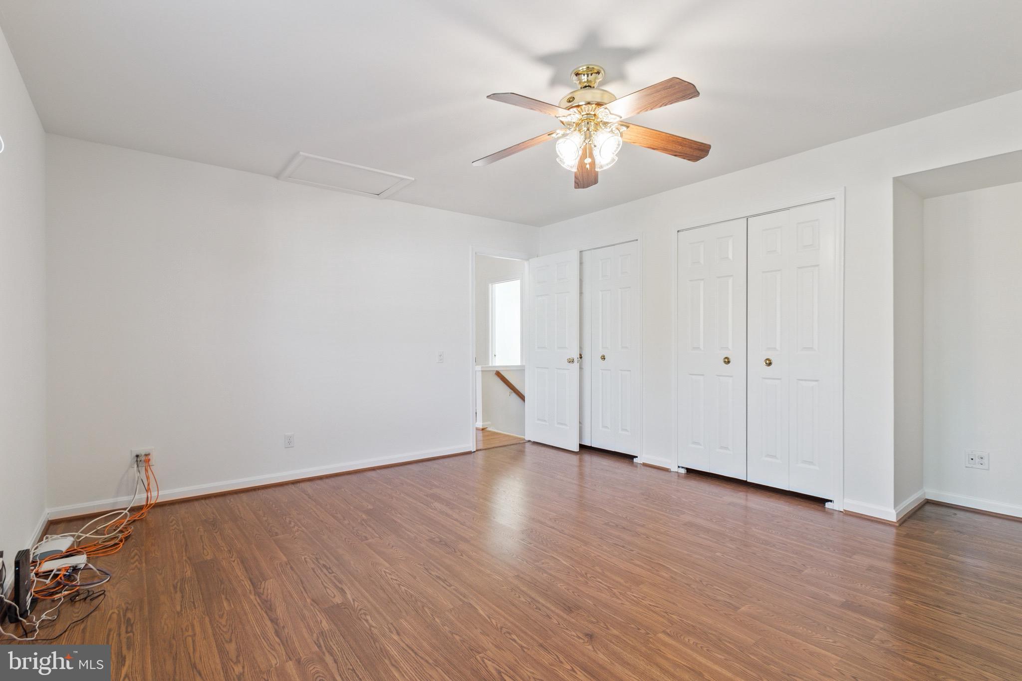 ENGLAND RUN - Residential