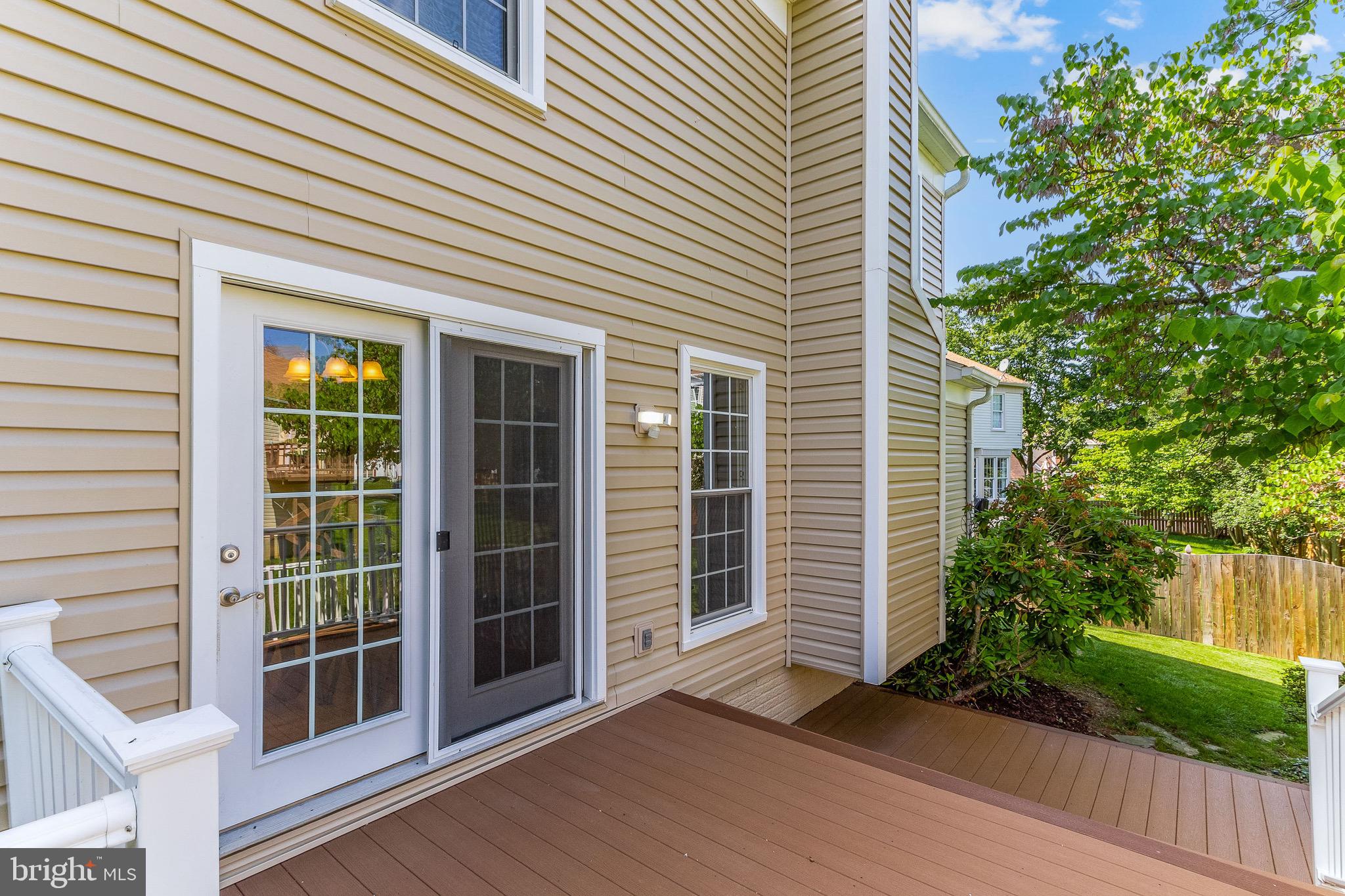 ENGLAND RUN - Residential