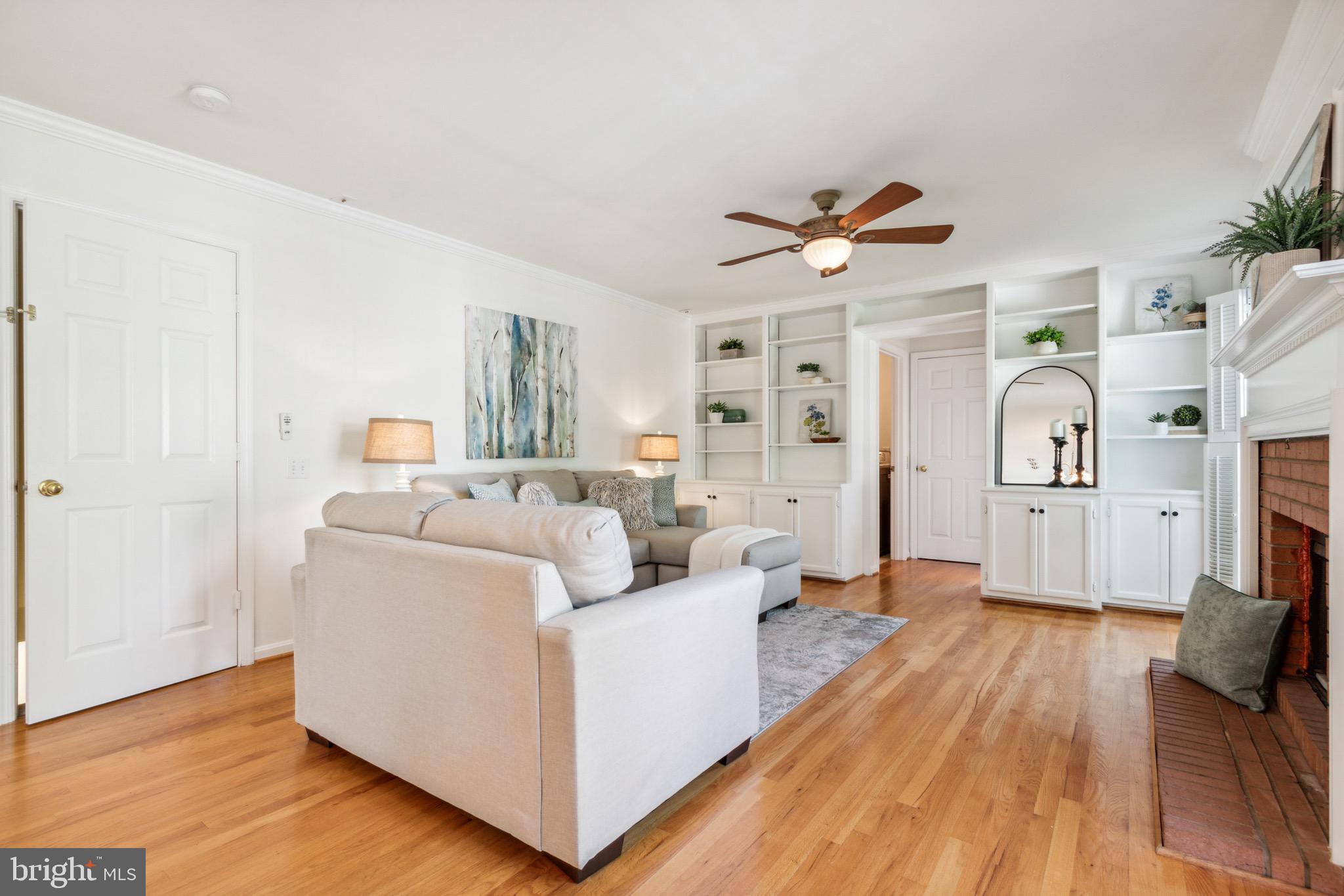 ENGLAND RUN - Residential