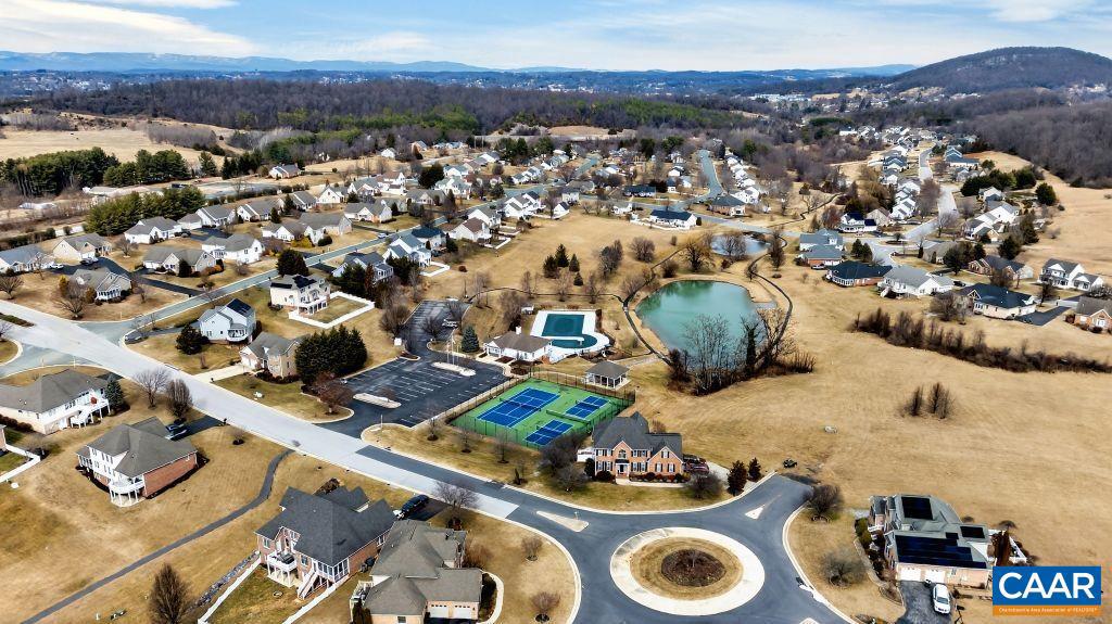 SPRING LAKES - Residential