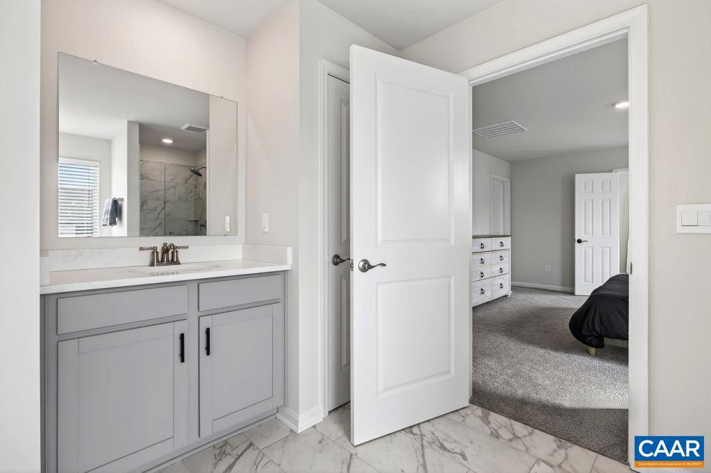 SPRING LAKES - Residential