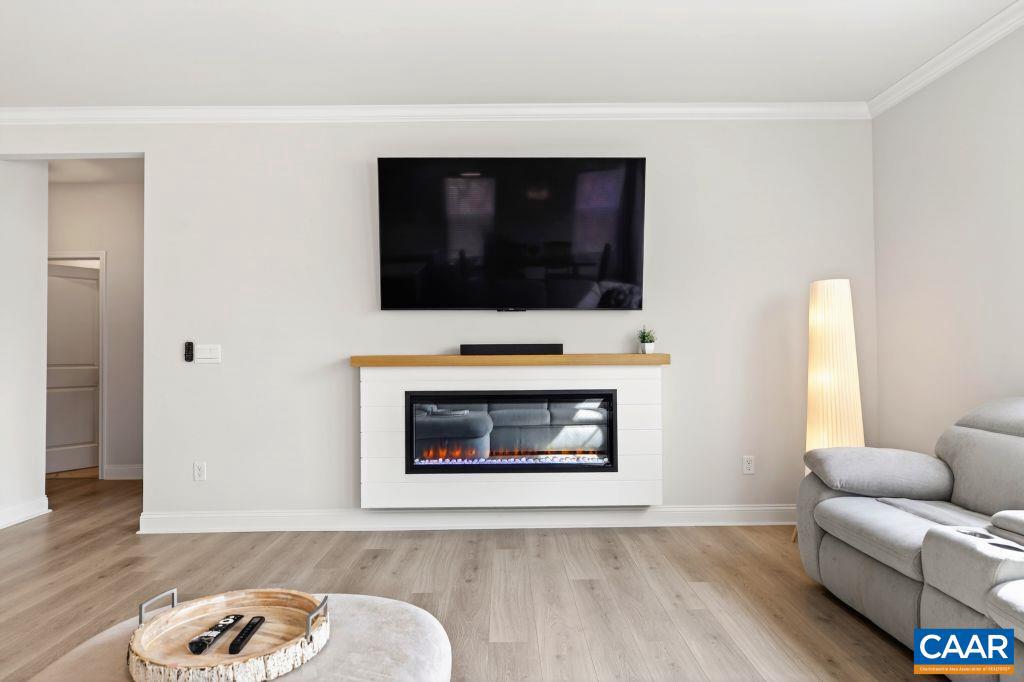 SPRING LAKES - Residential