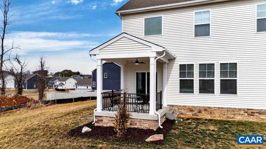 SPRING LAKES - Residential