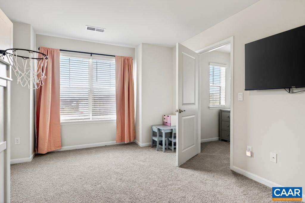 SPRING LAKES - Residential