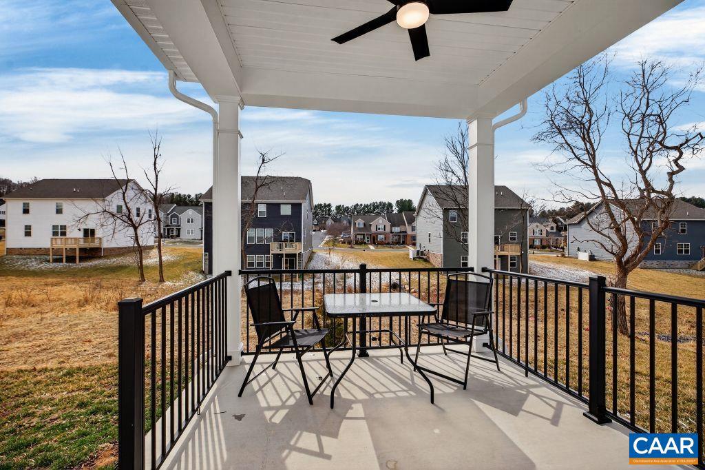 SPRING LAKES - Residential