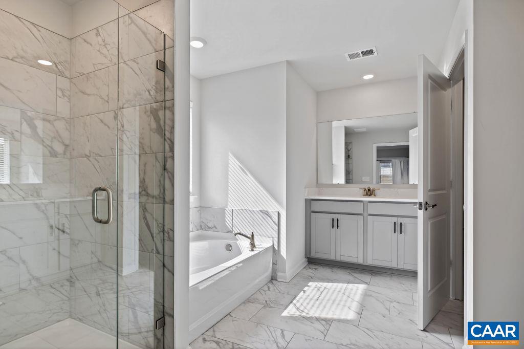 SPRING LAKES - Residential