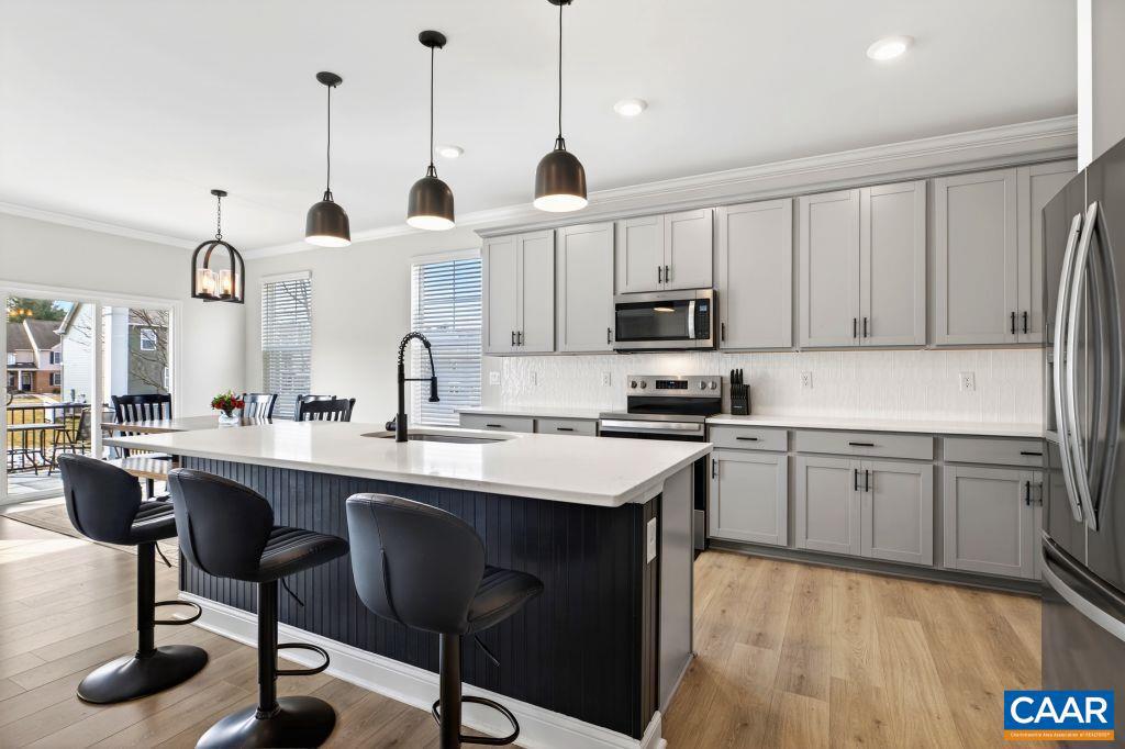 SPRING LAKES - Residential