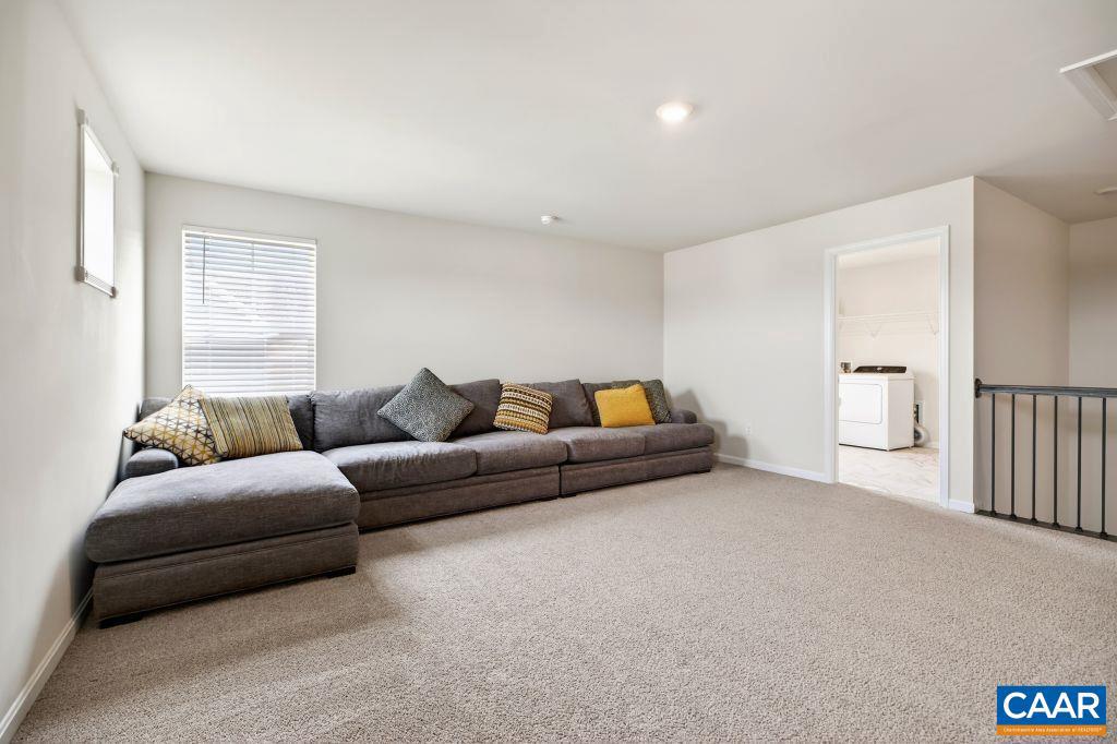 SPRING LAKES - Residential