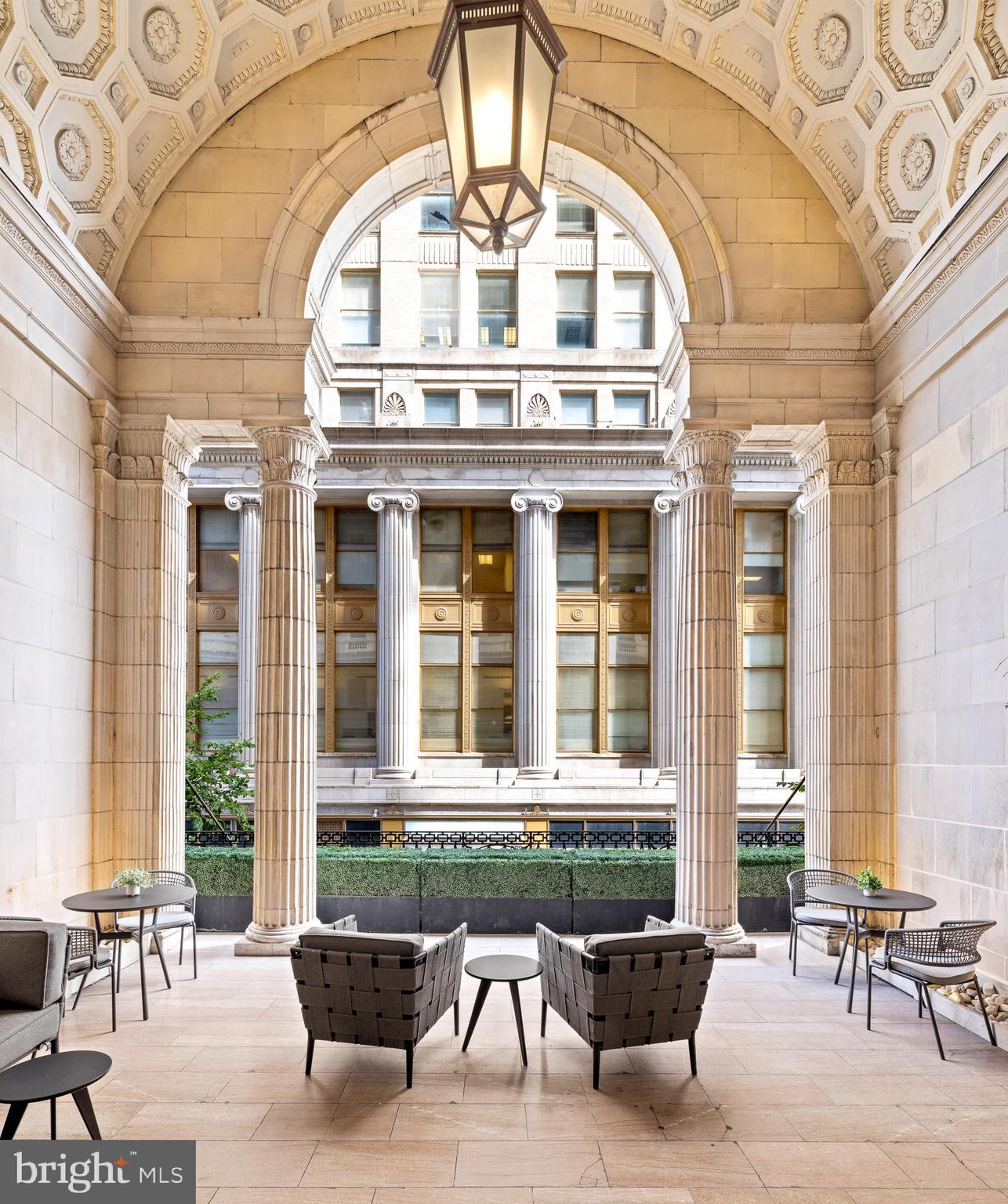 CENTER CITY - Residential Lease