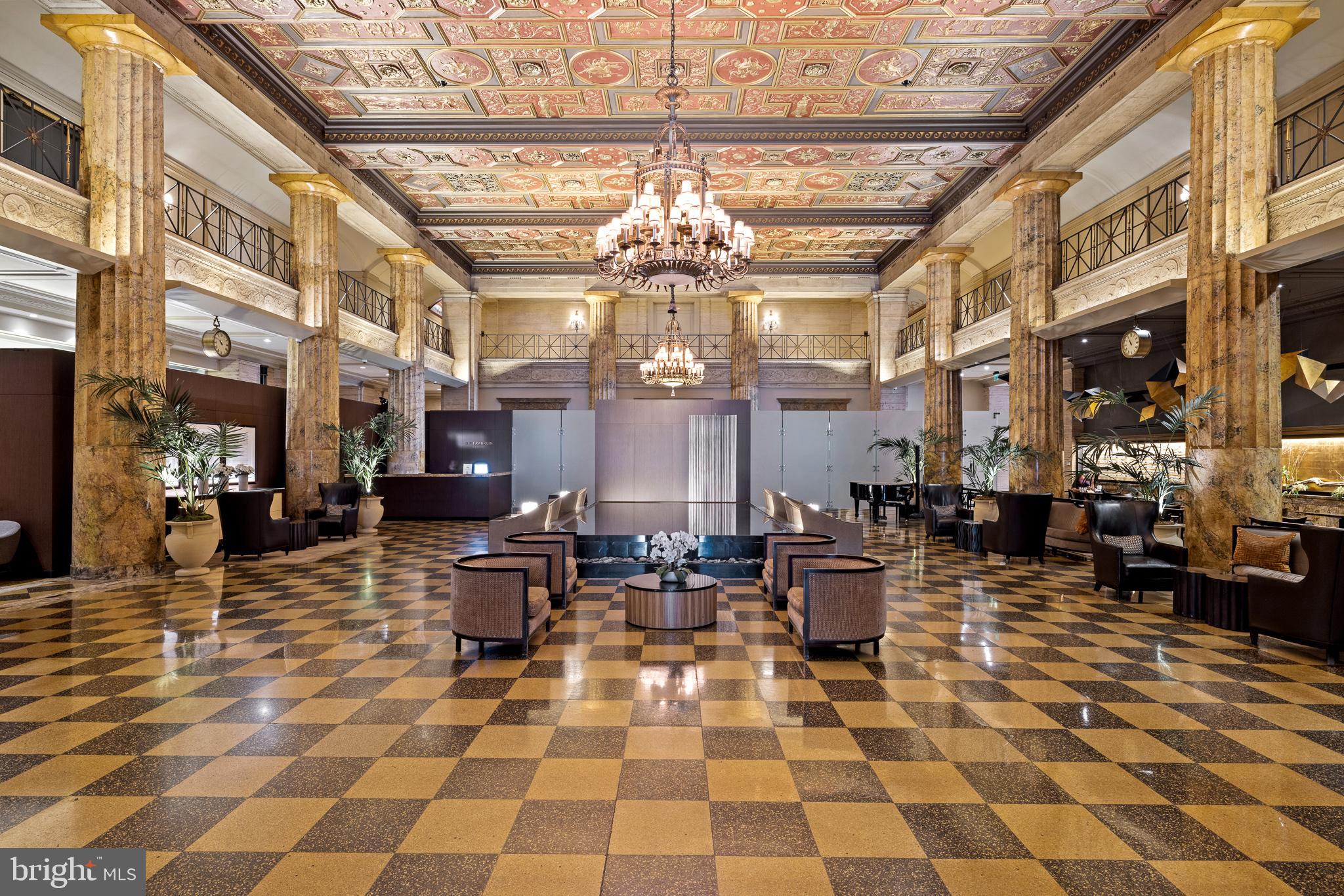 CENTER CITY - Residential Lease