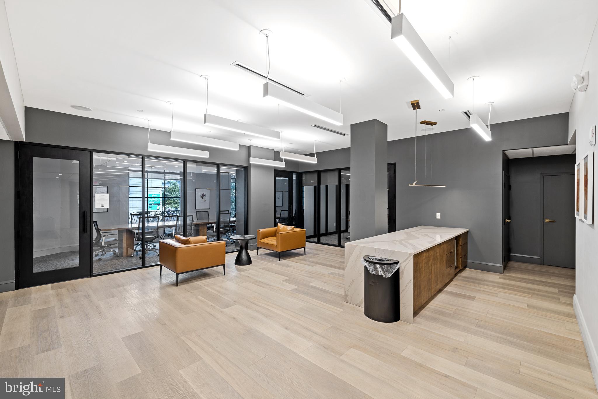 CENTER CITY - Residential Lease