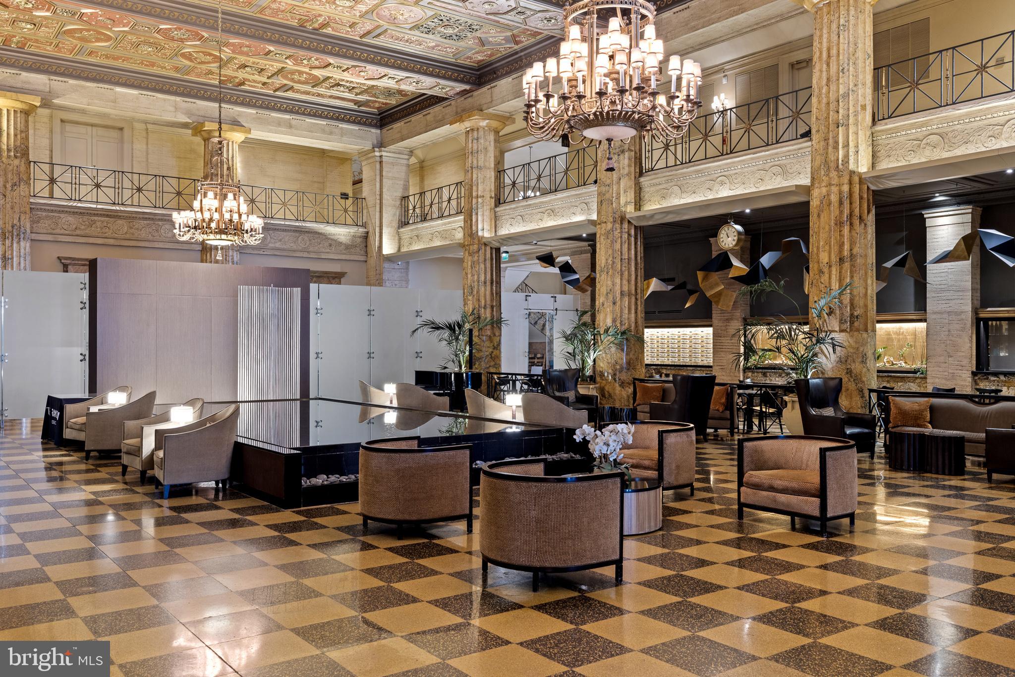 CENTER CITY - Residential Lease