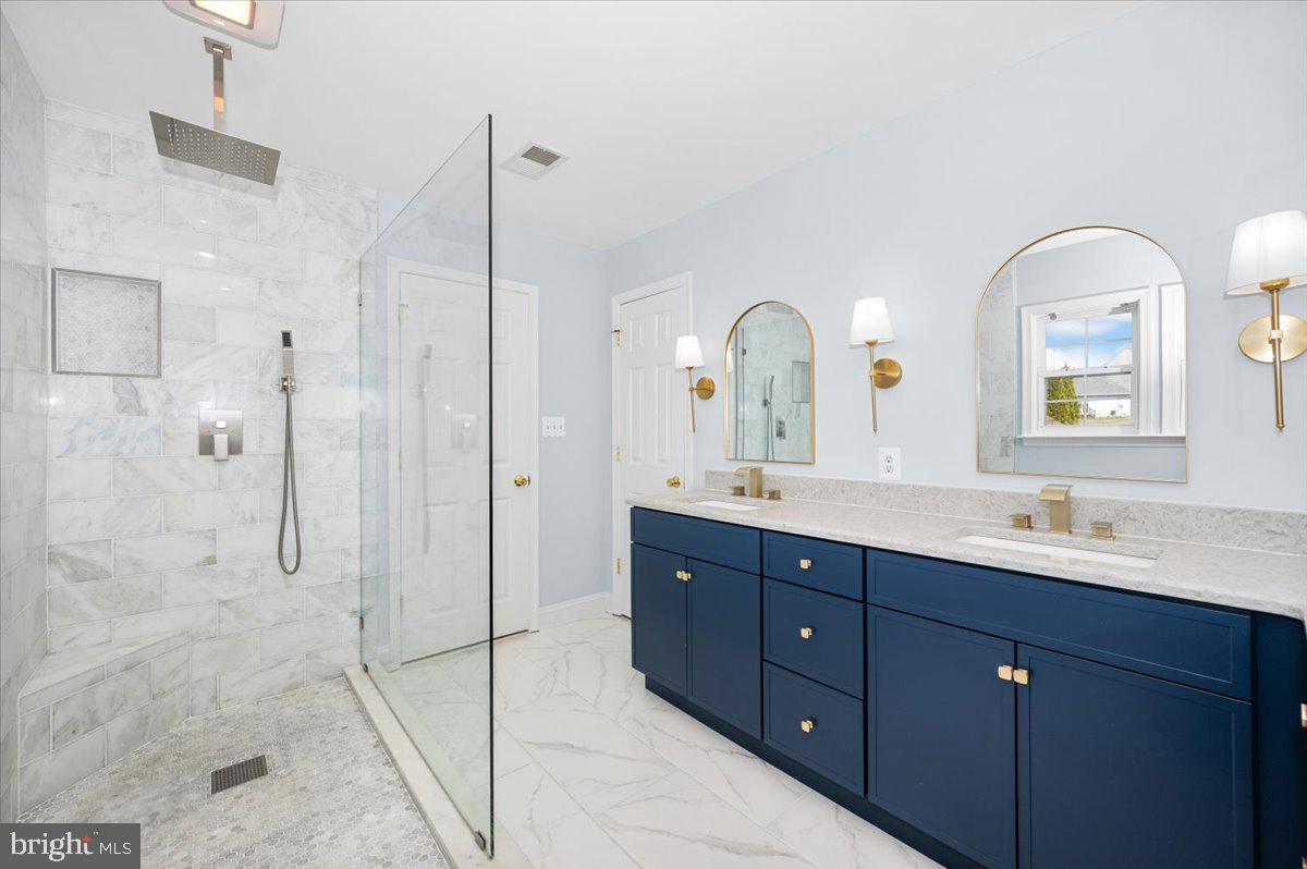 ST JAMES VILLAGE NORTH - Residential