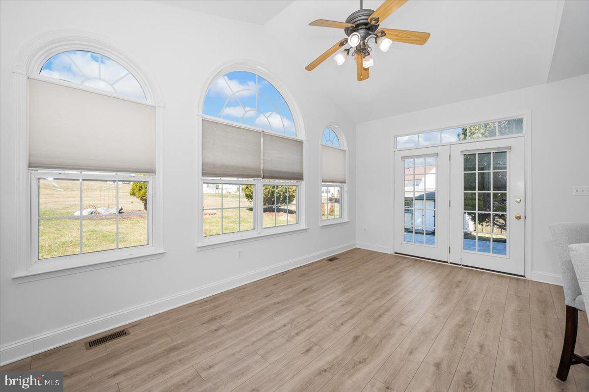 ST JAMES VILLAGE NORTH - Residential