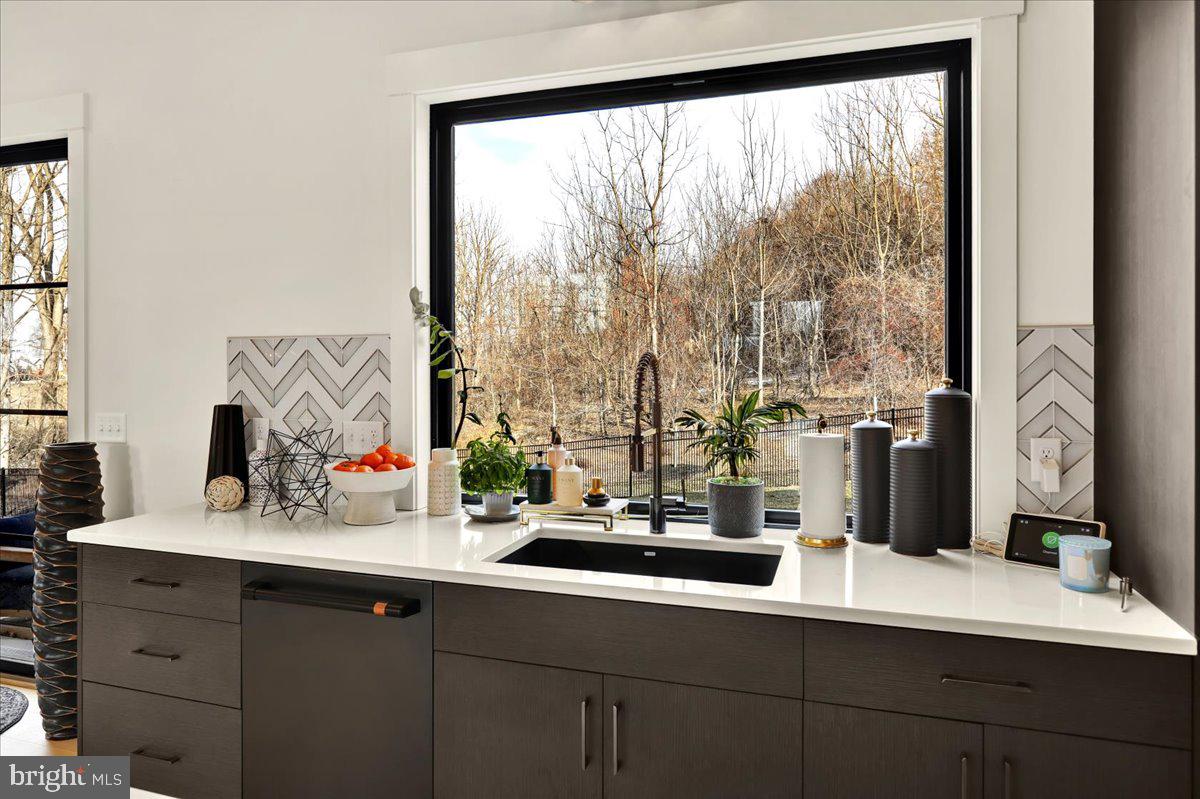 CORNWALL BOROUGH - Residential