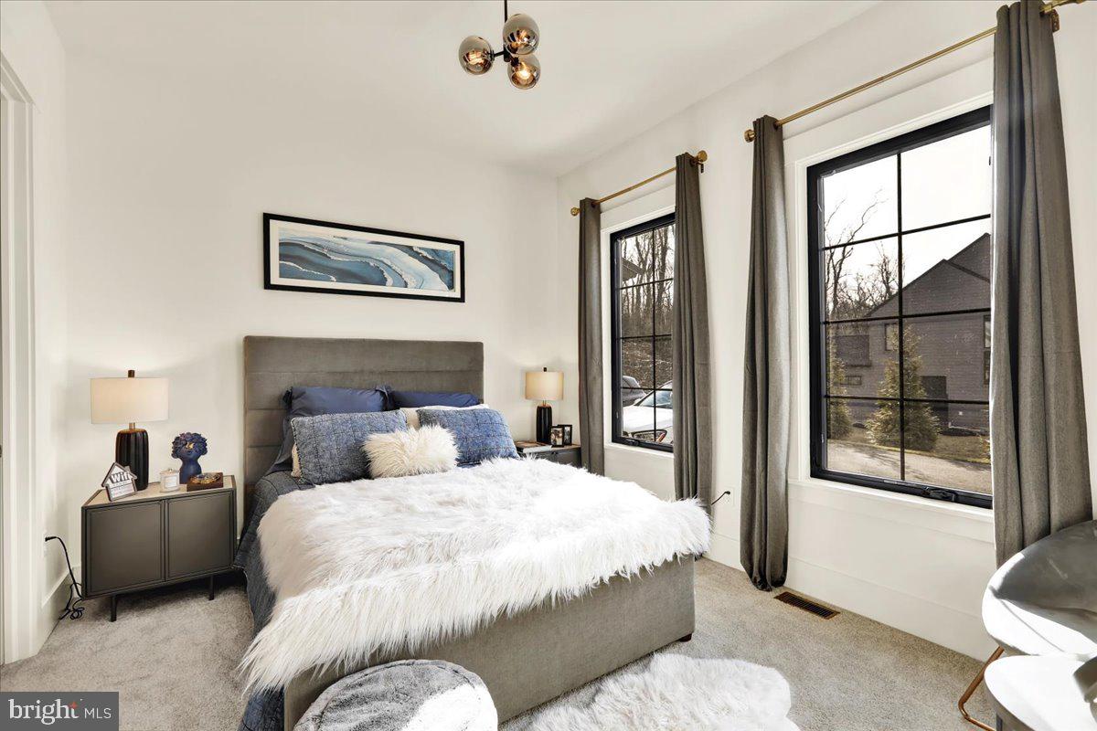 CORNWALL BOROUGH - Residential