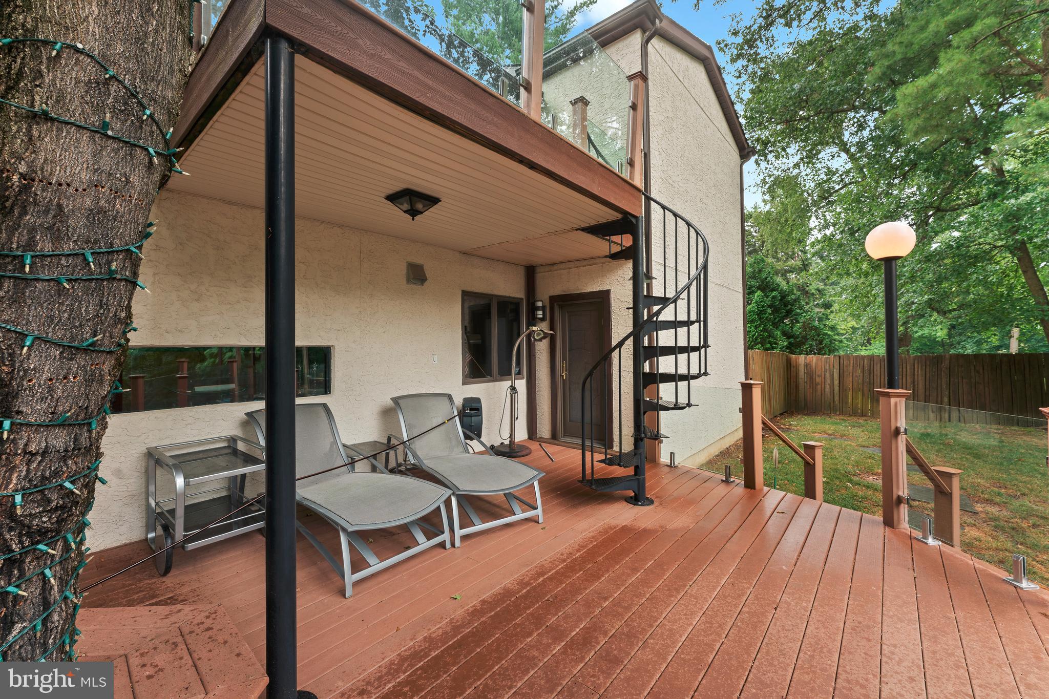 HUNTINGDON VALLEY - Residential