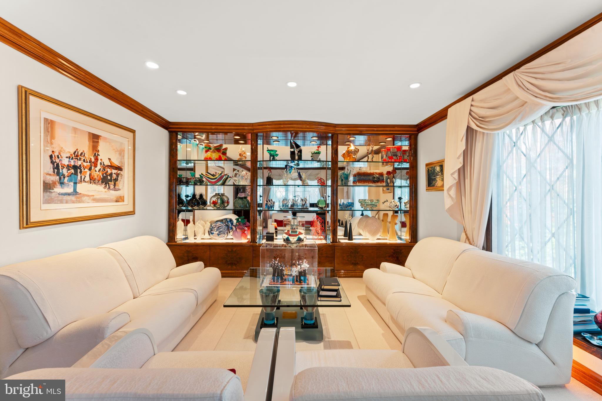 HUNTINGDON VALLEY - Residential