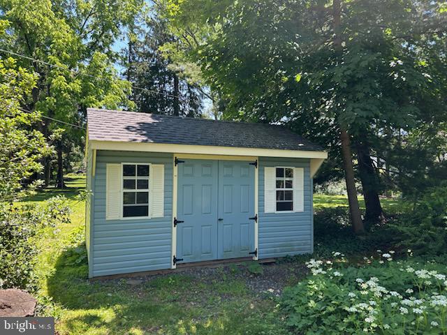 17 WOODLAND DRIVE