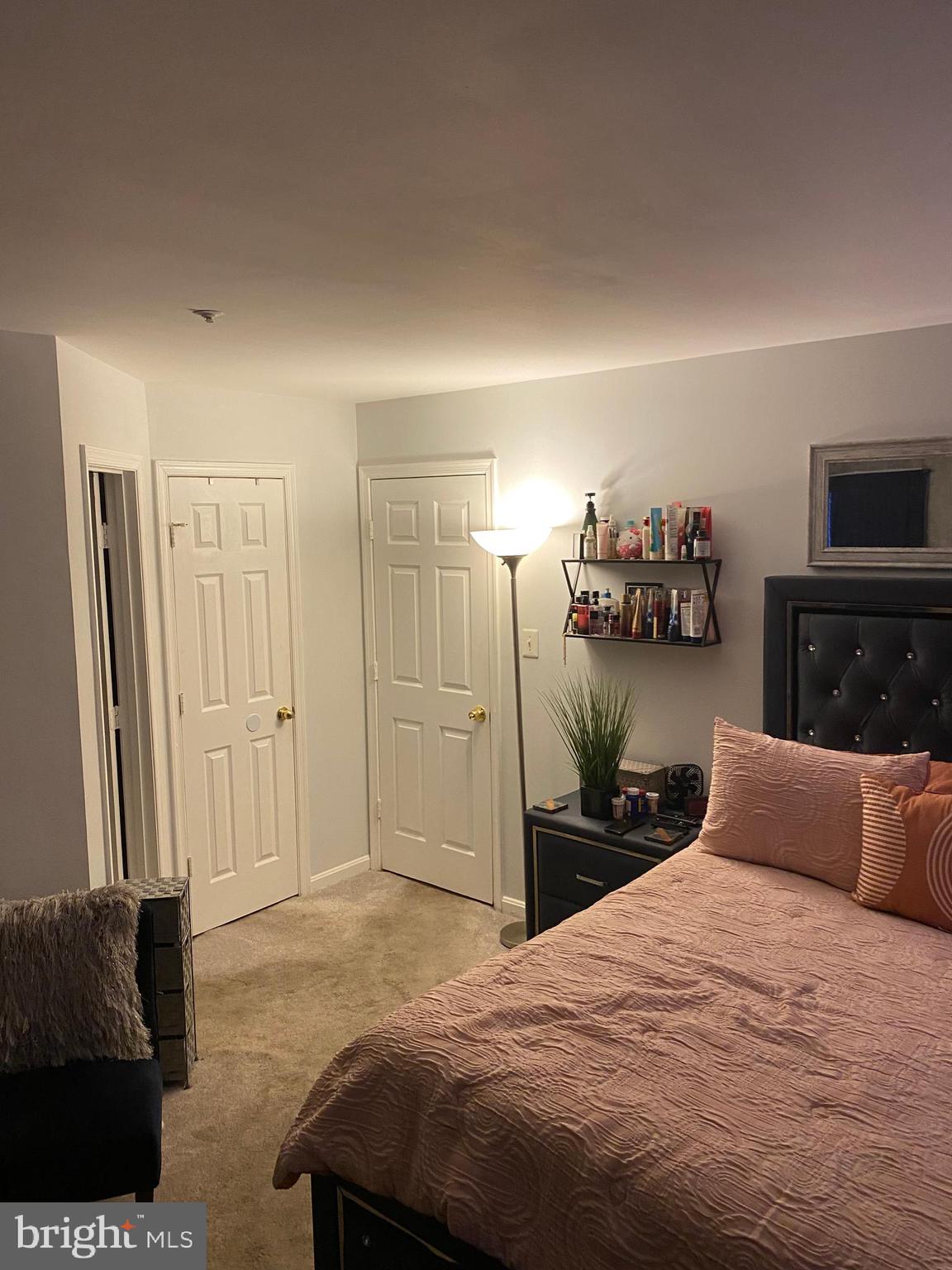 ROSECROFT COMMONS - Residential