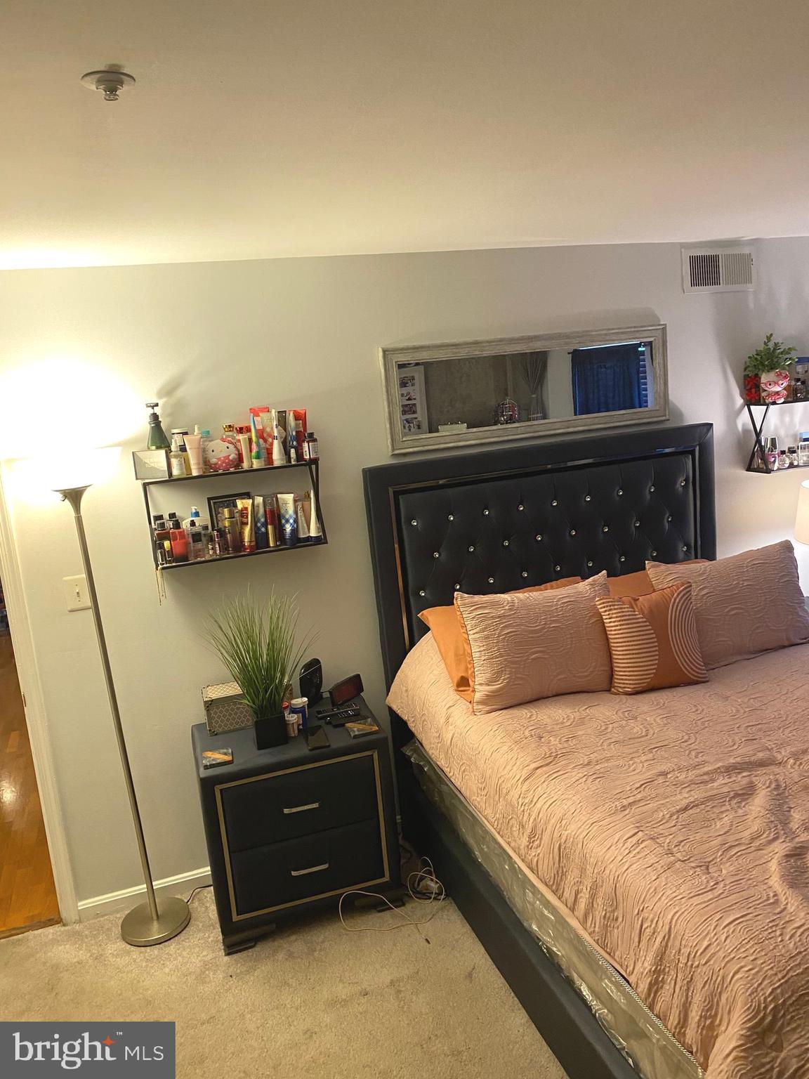 ROSECROFT COMMONS - Residential