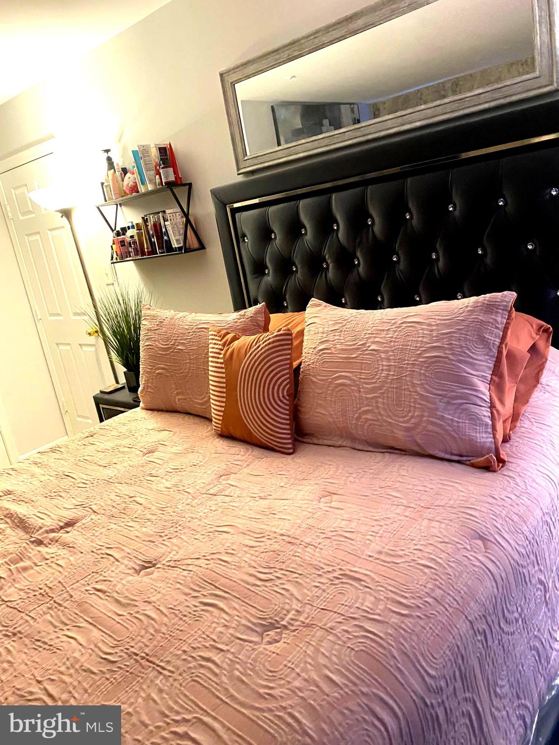 ROSECROFT COMMONS - Residential