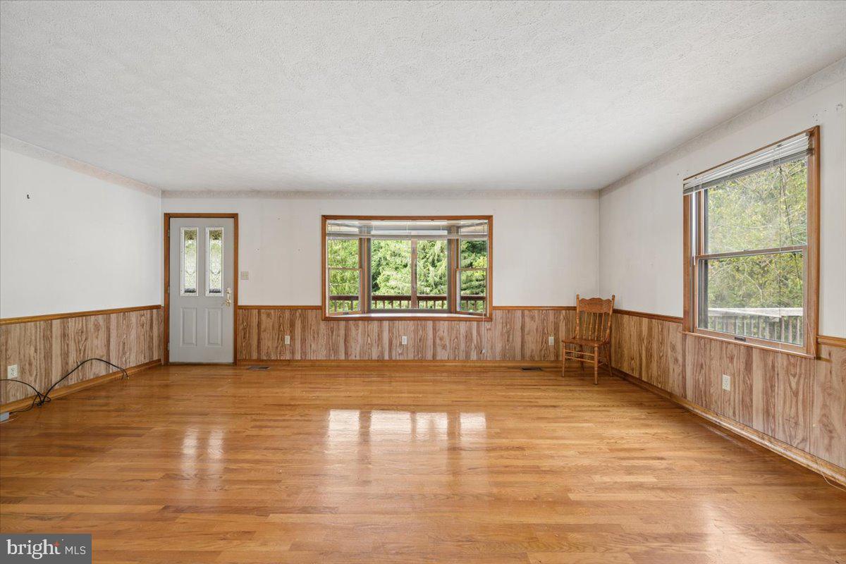 3446 DENEEN ROAD