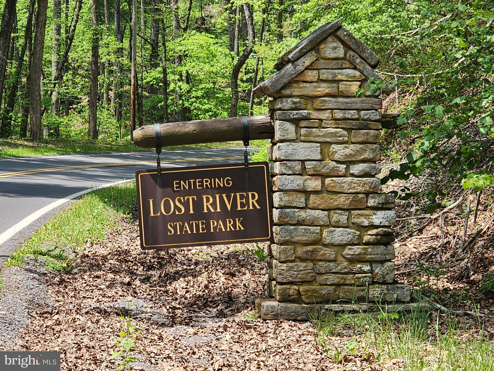 1 ACRE ADJOINING LOST RIVER STATE PARK