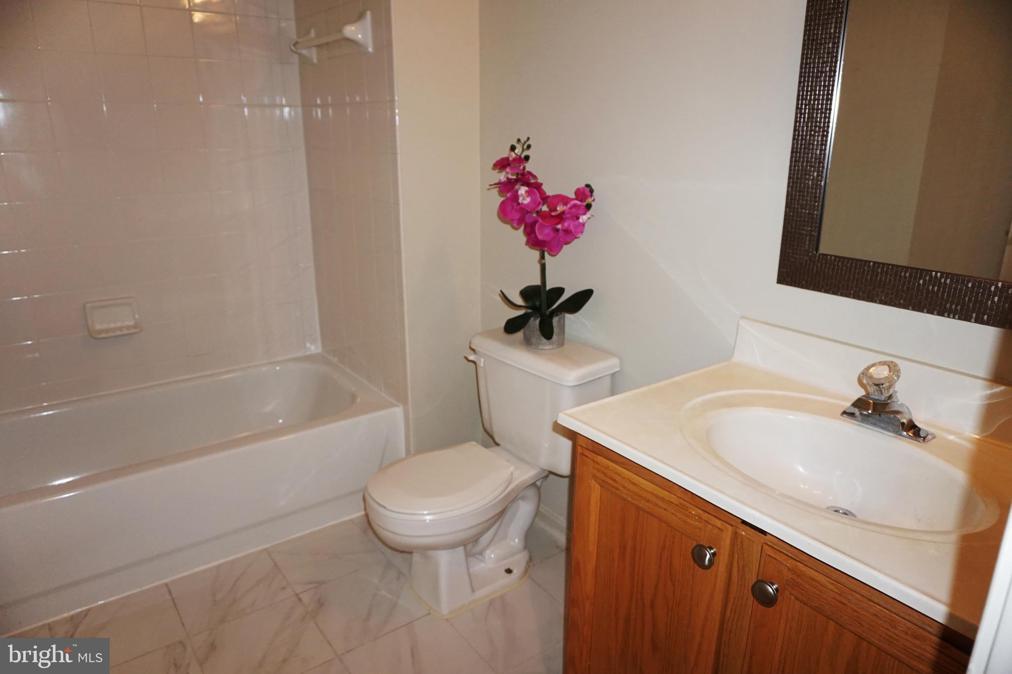 VIRGINIA CENTER - Residential