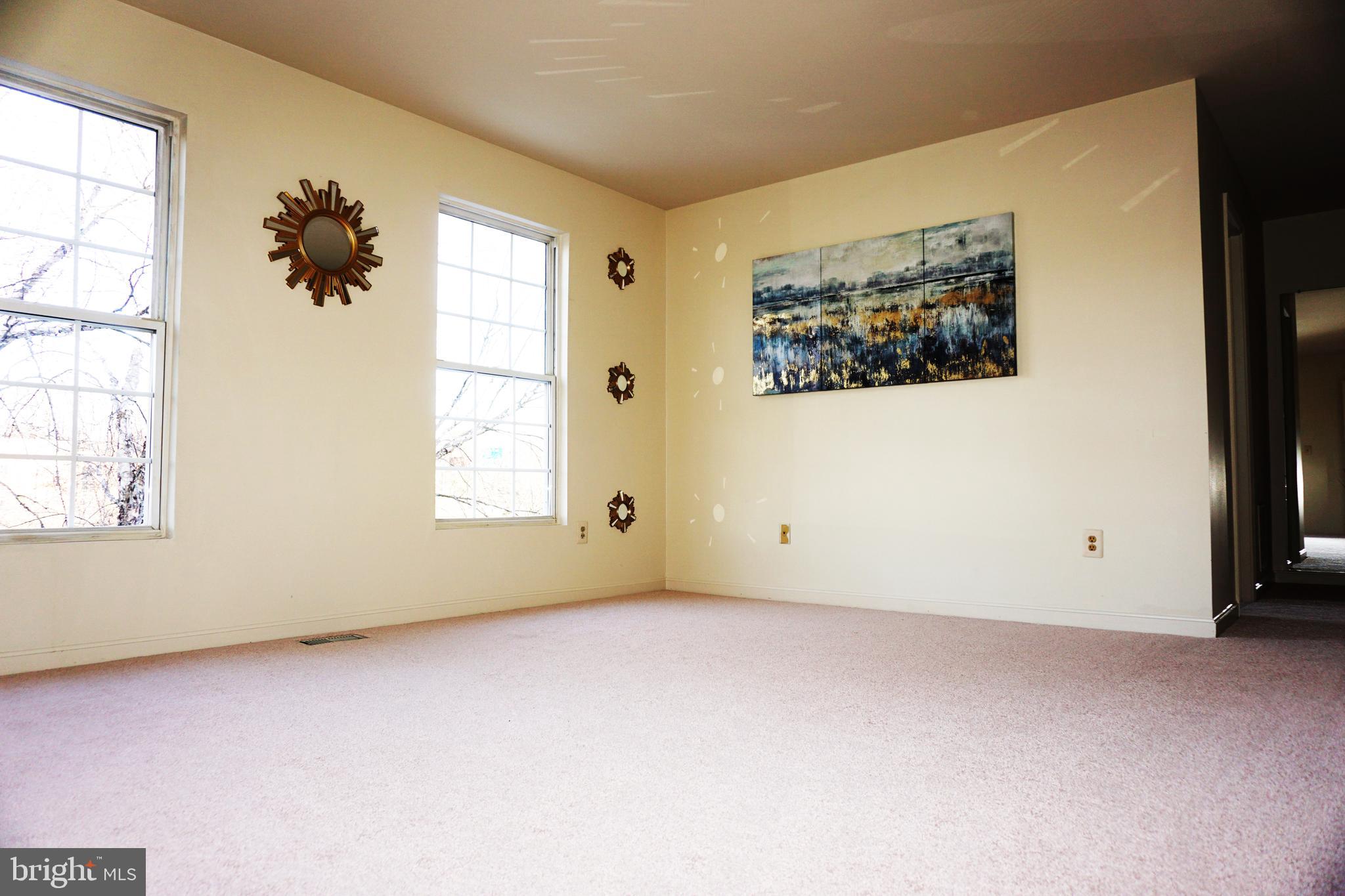 VIRGINIA CENTER - Residential