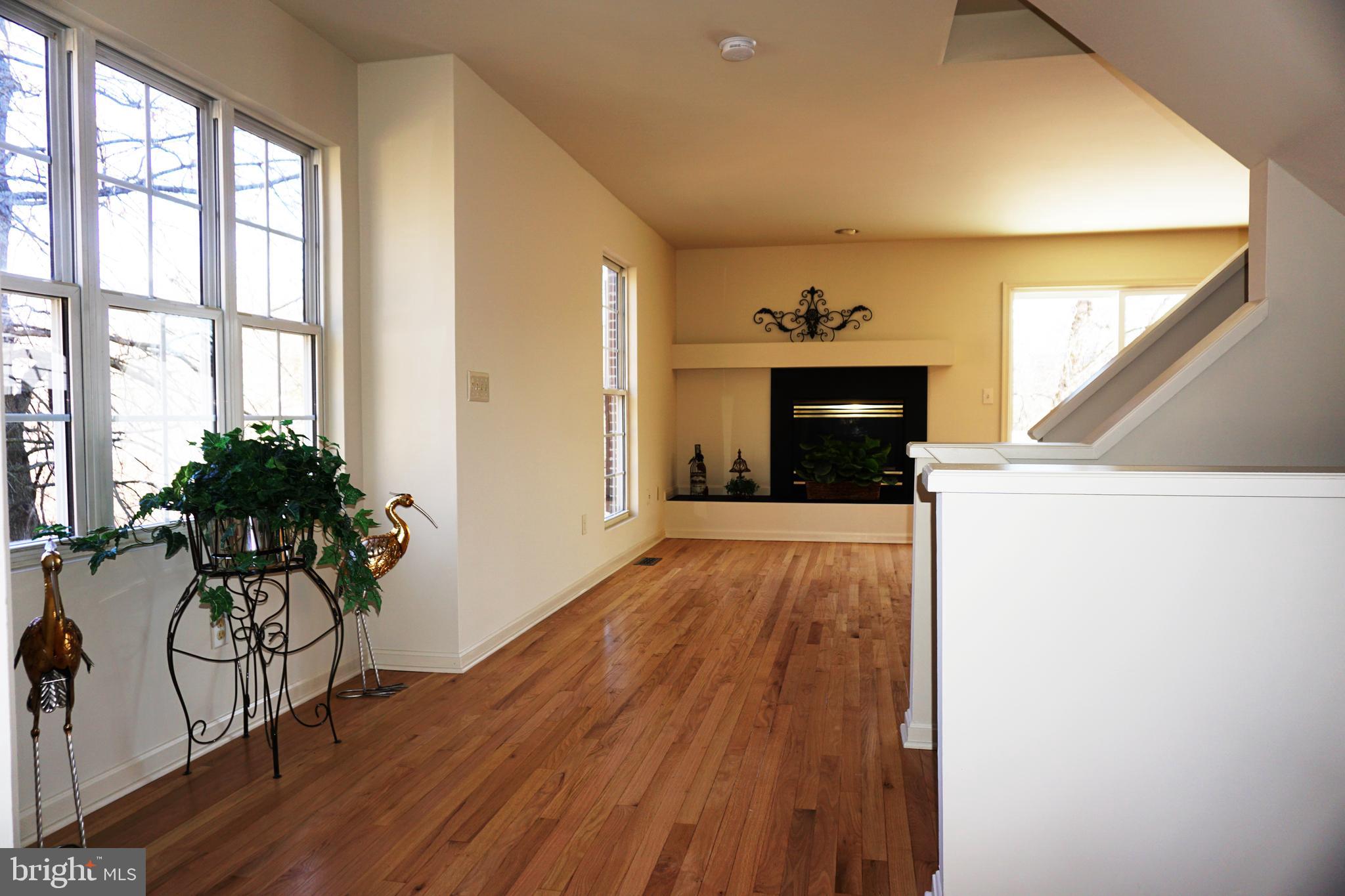 VIRGINIA CENTER - Residential