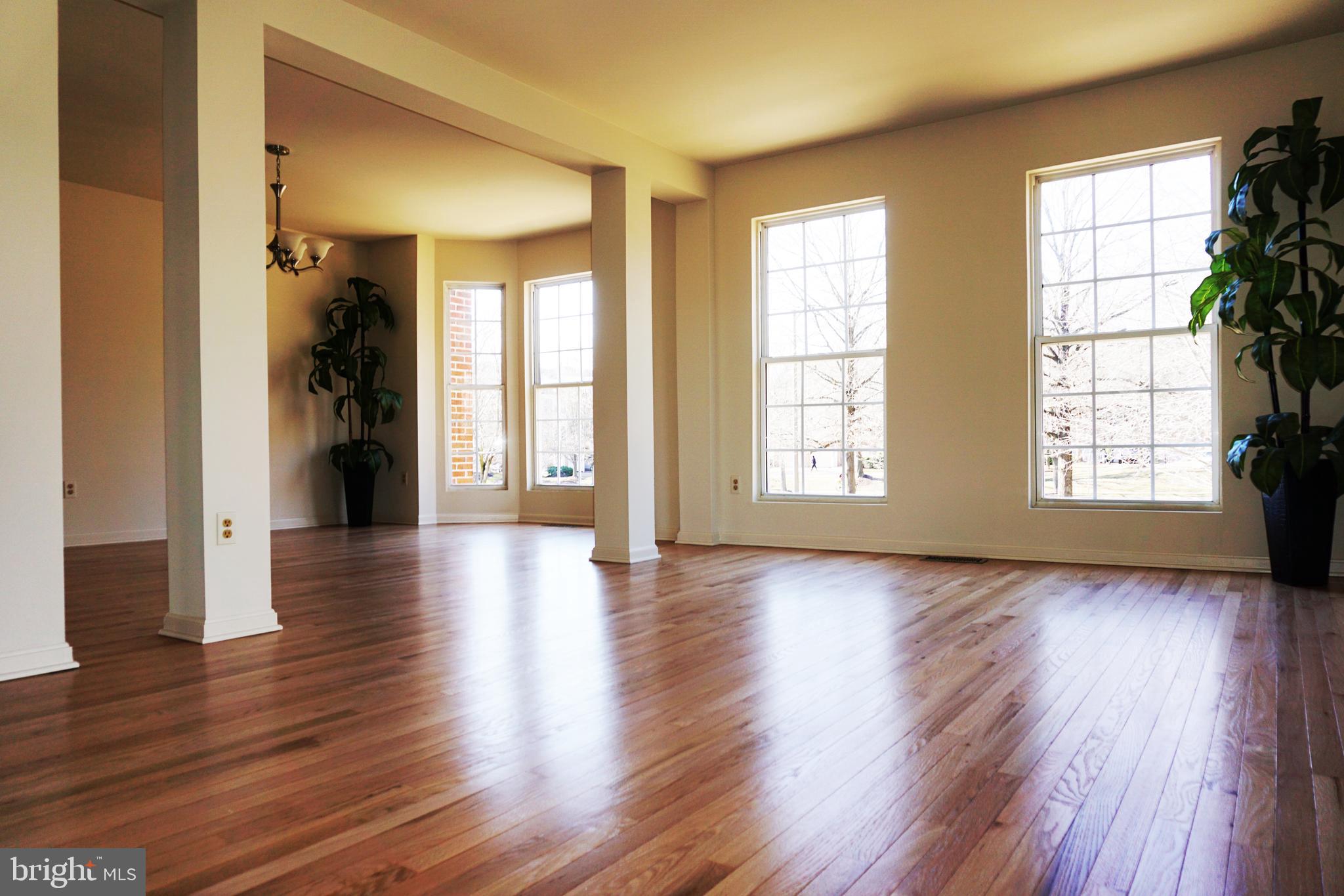 VIRGINIA CENTER - Residential