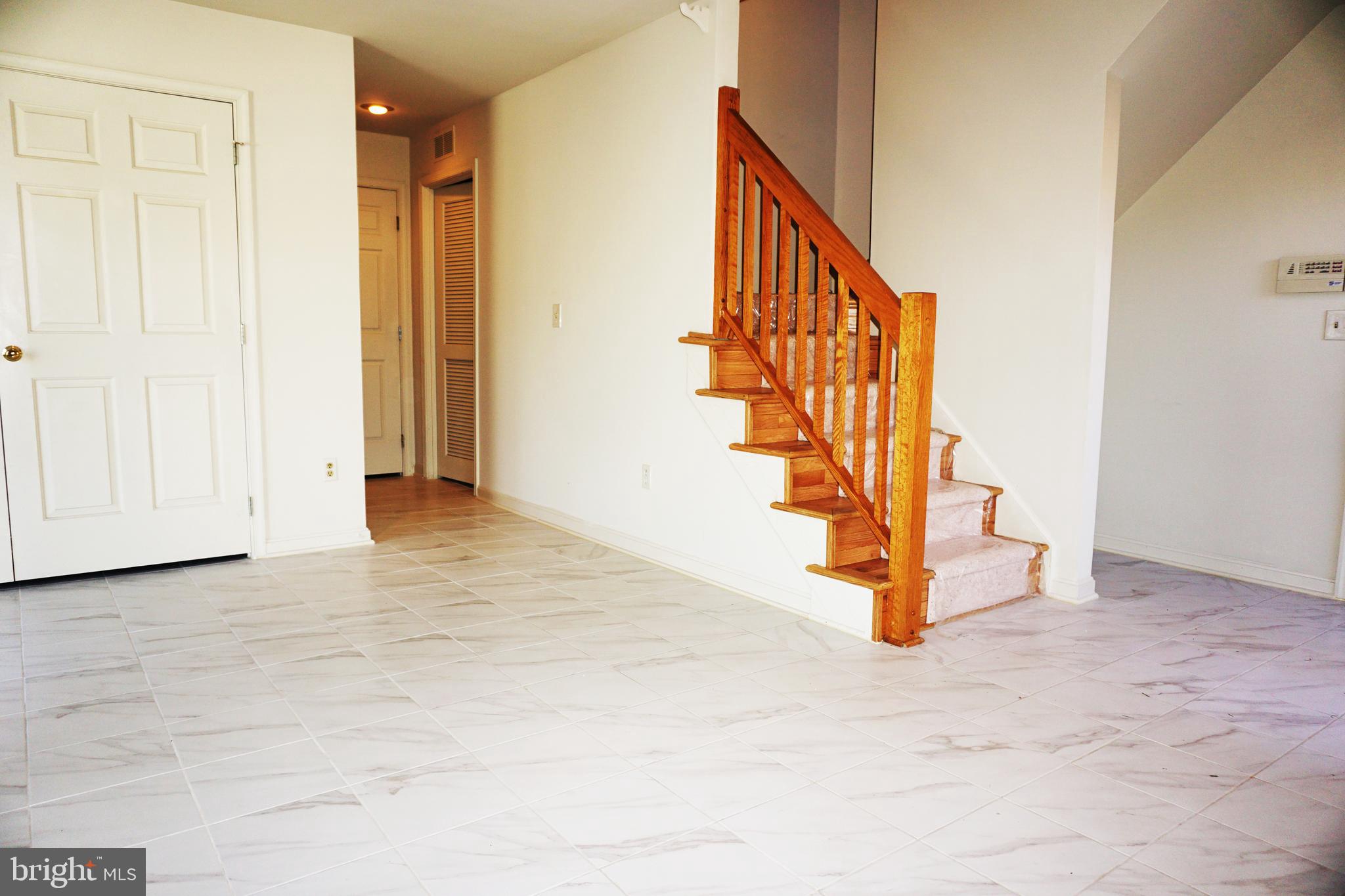 VIRGINIA CENTER - Residential