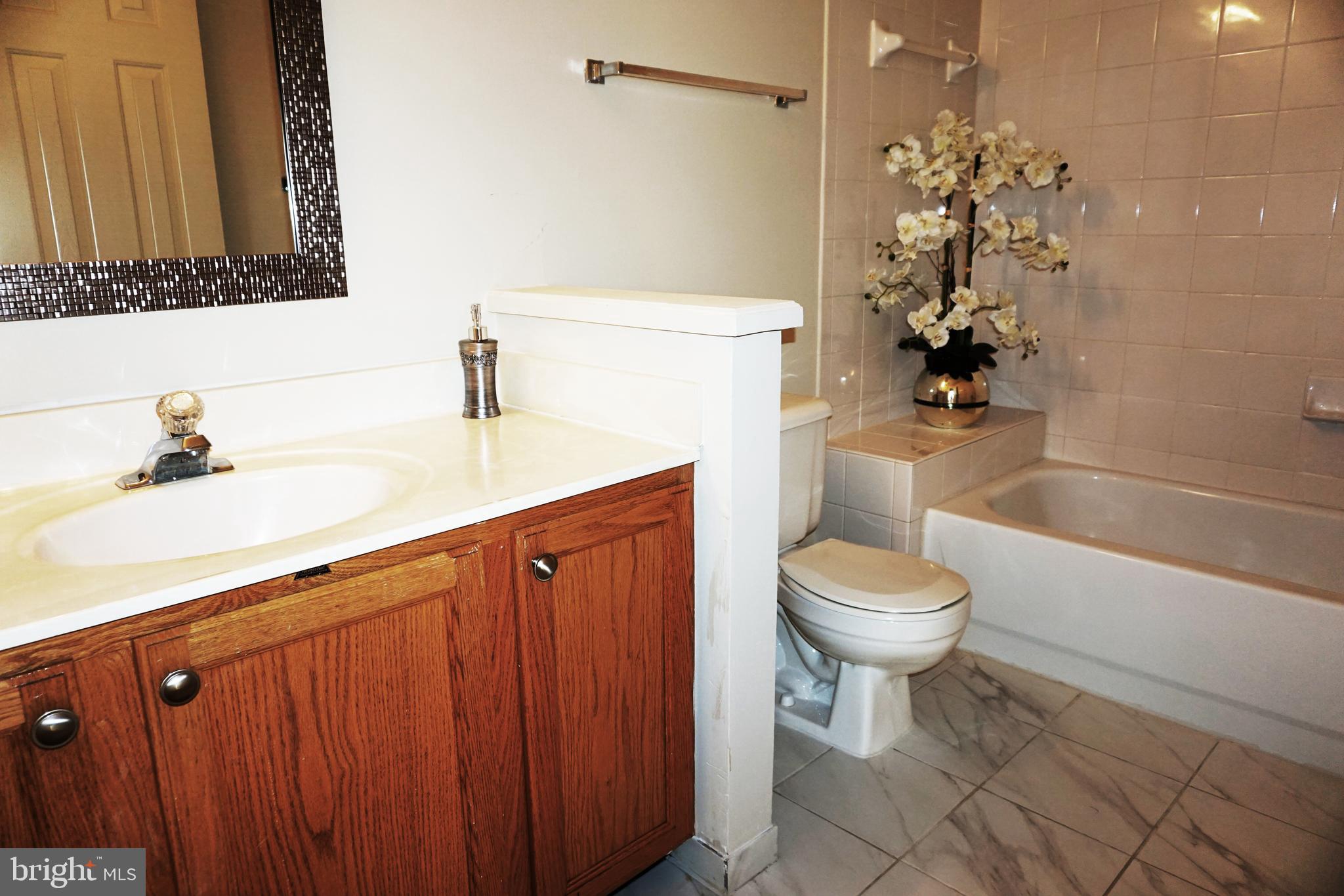 VIRGINIA CENTER - Residential