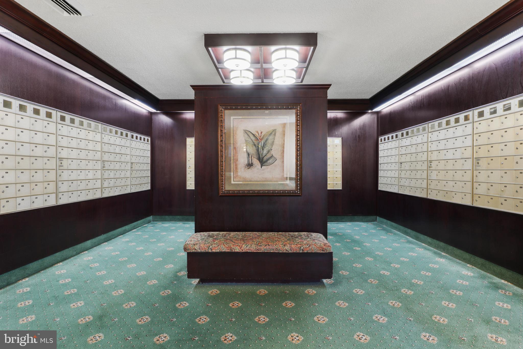 SKYLINE PLAZA - Residential