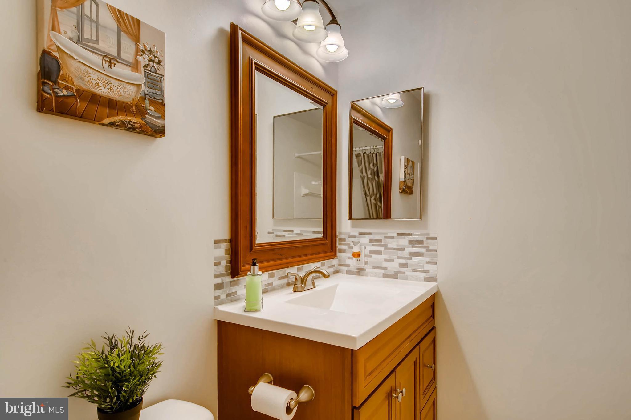 VILLAGE OF HICKORY RIDGE - Residential