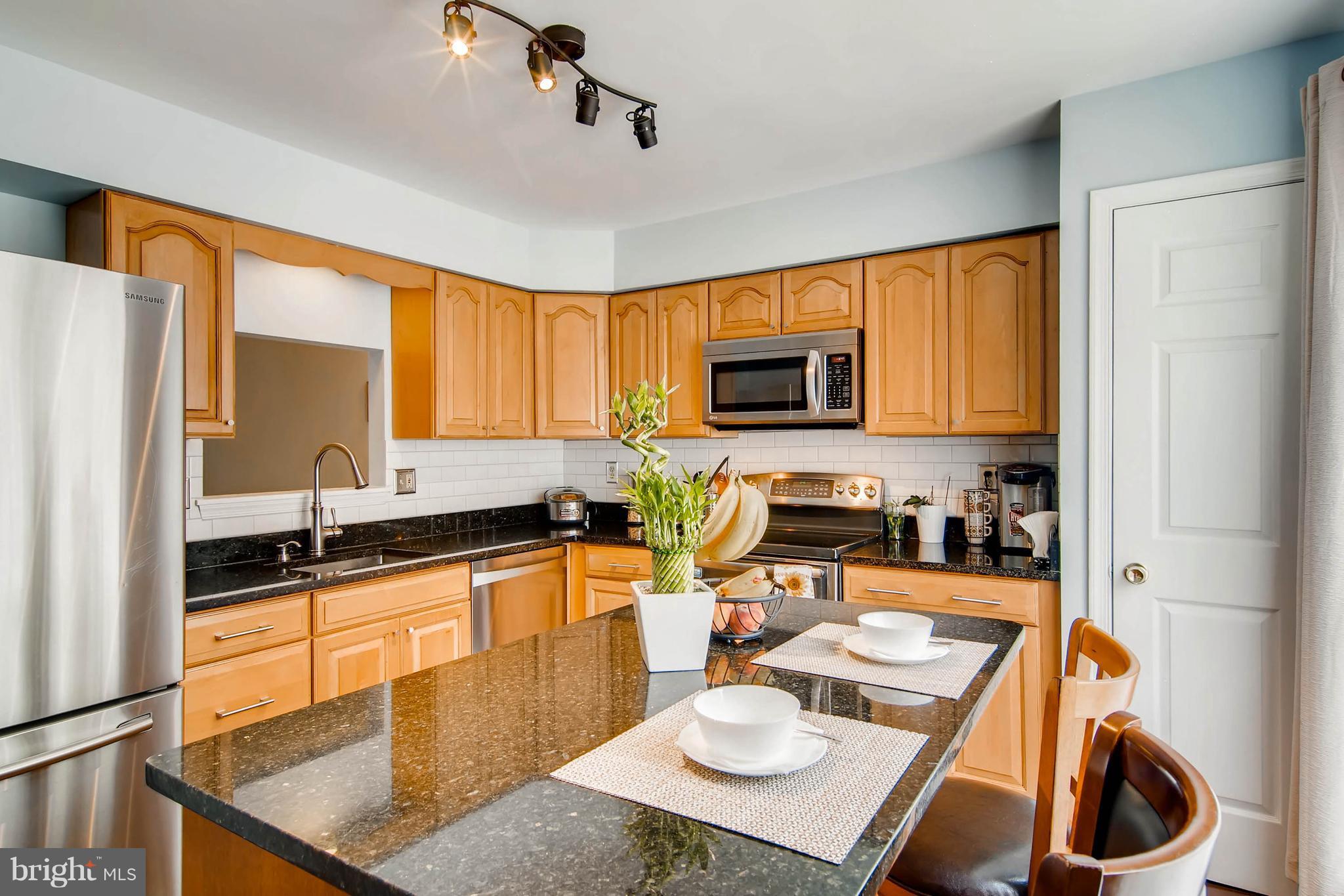 VILLAGE OF HICKORY RIDGE - Residential