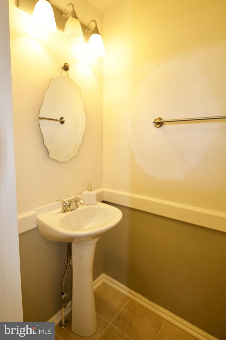 QUAIL HOLLOW - Residential