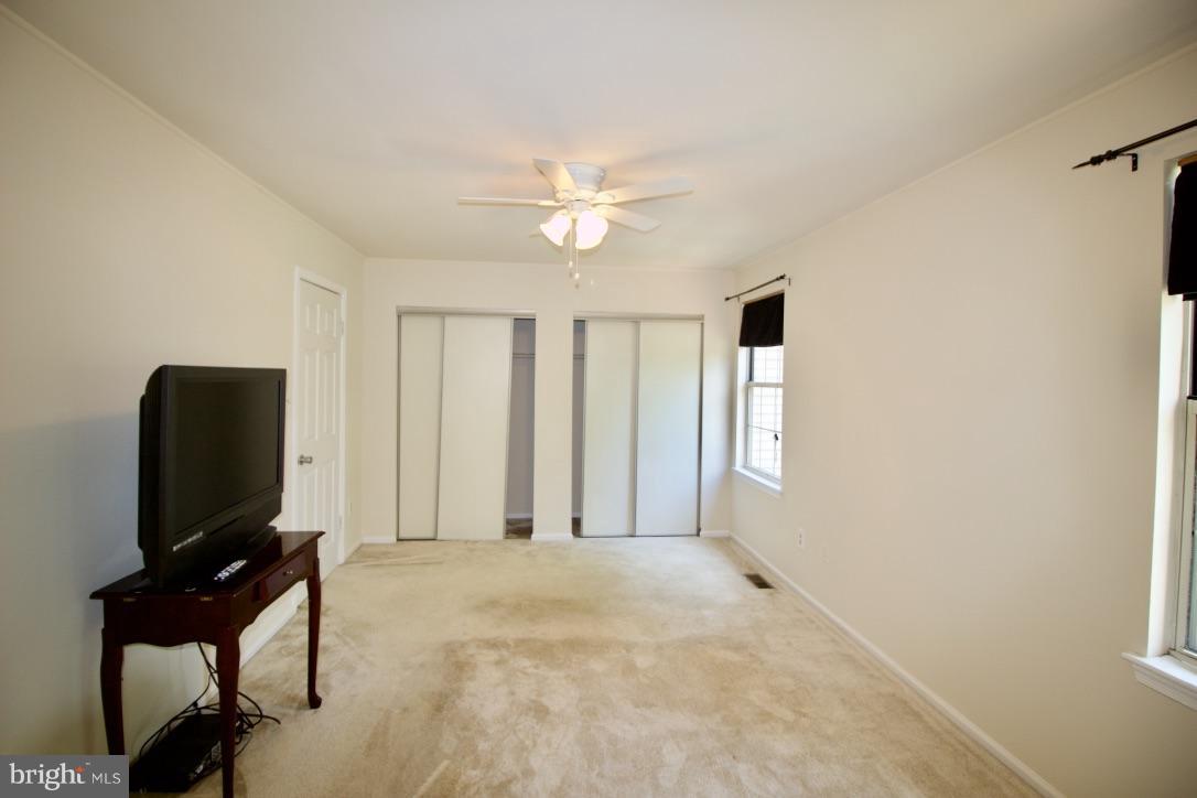 QUAIL HOLLOW - Residential