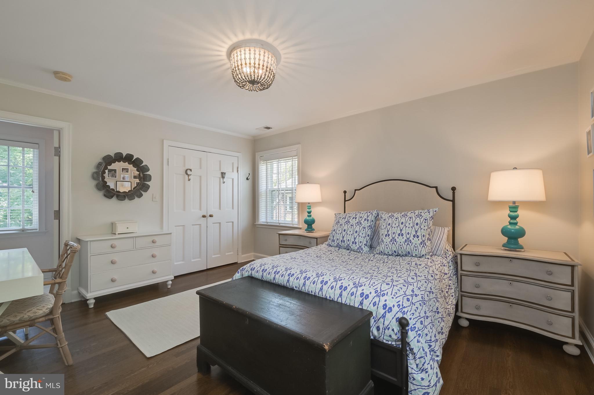 SPRING VALLEY - Residential