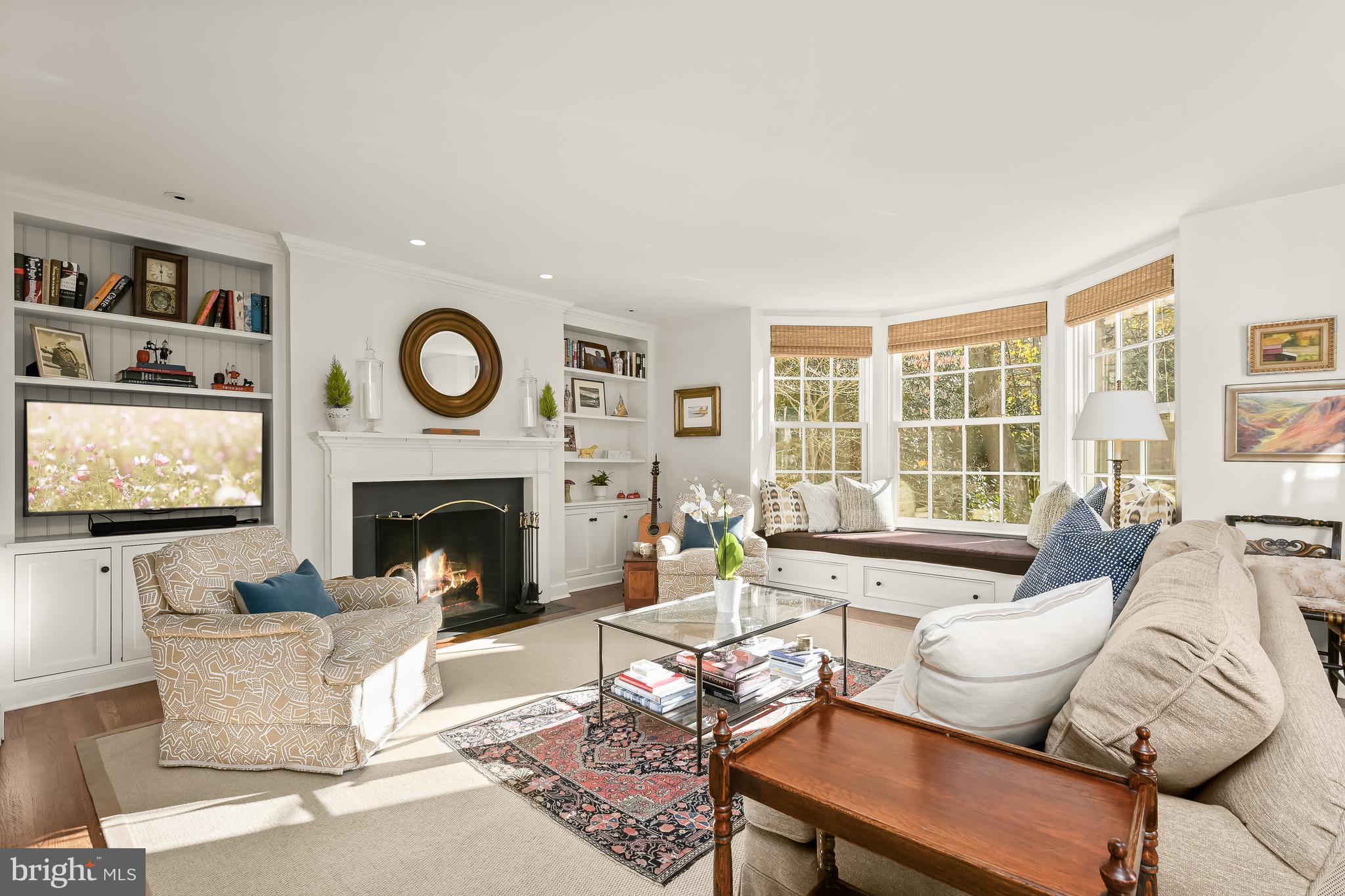 SPRING VALLEY - Residential