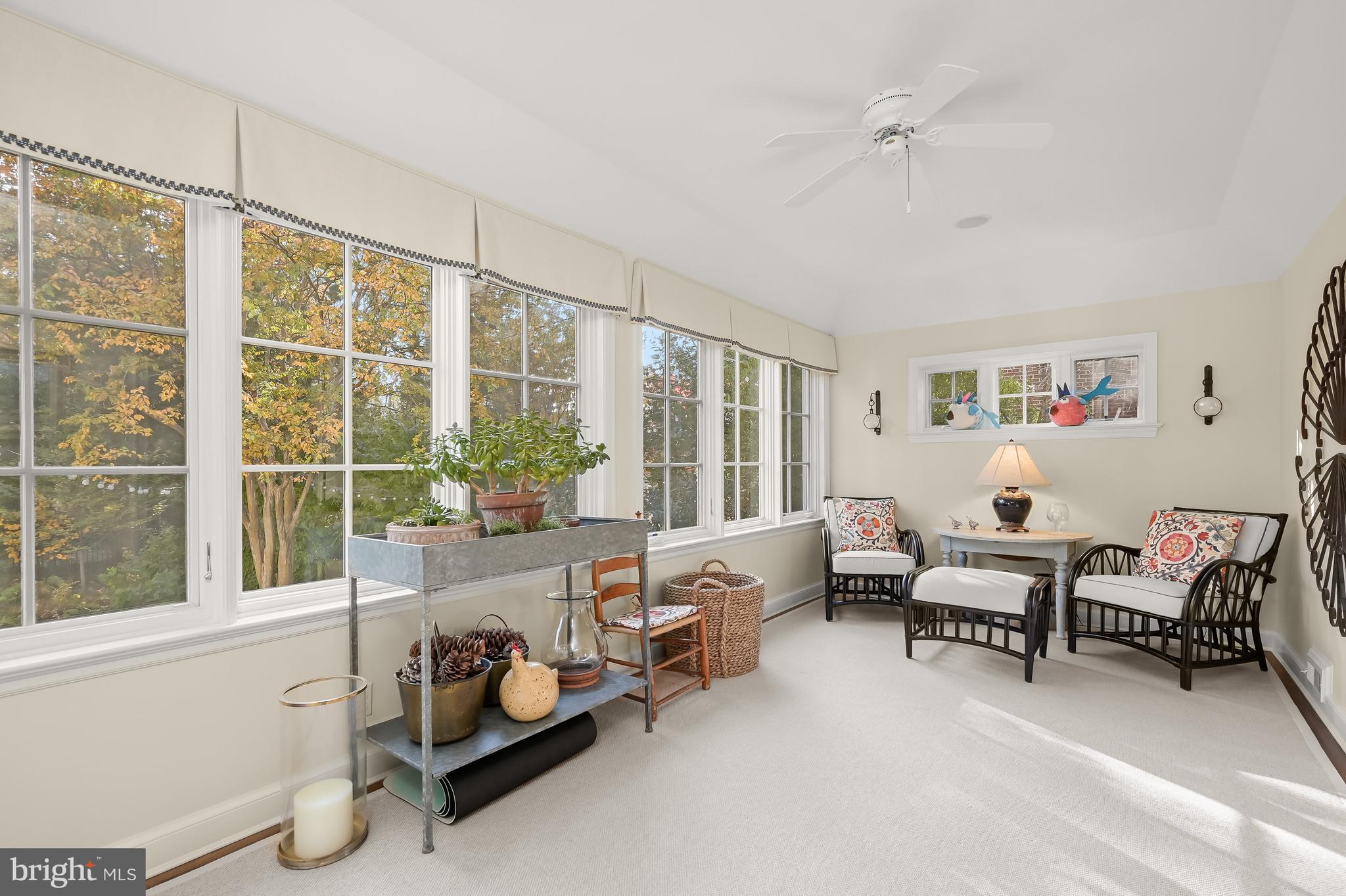SPRING VALLEY - Residential