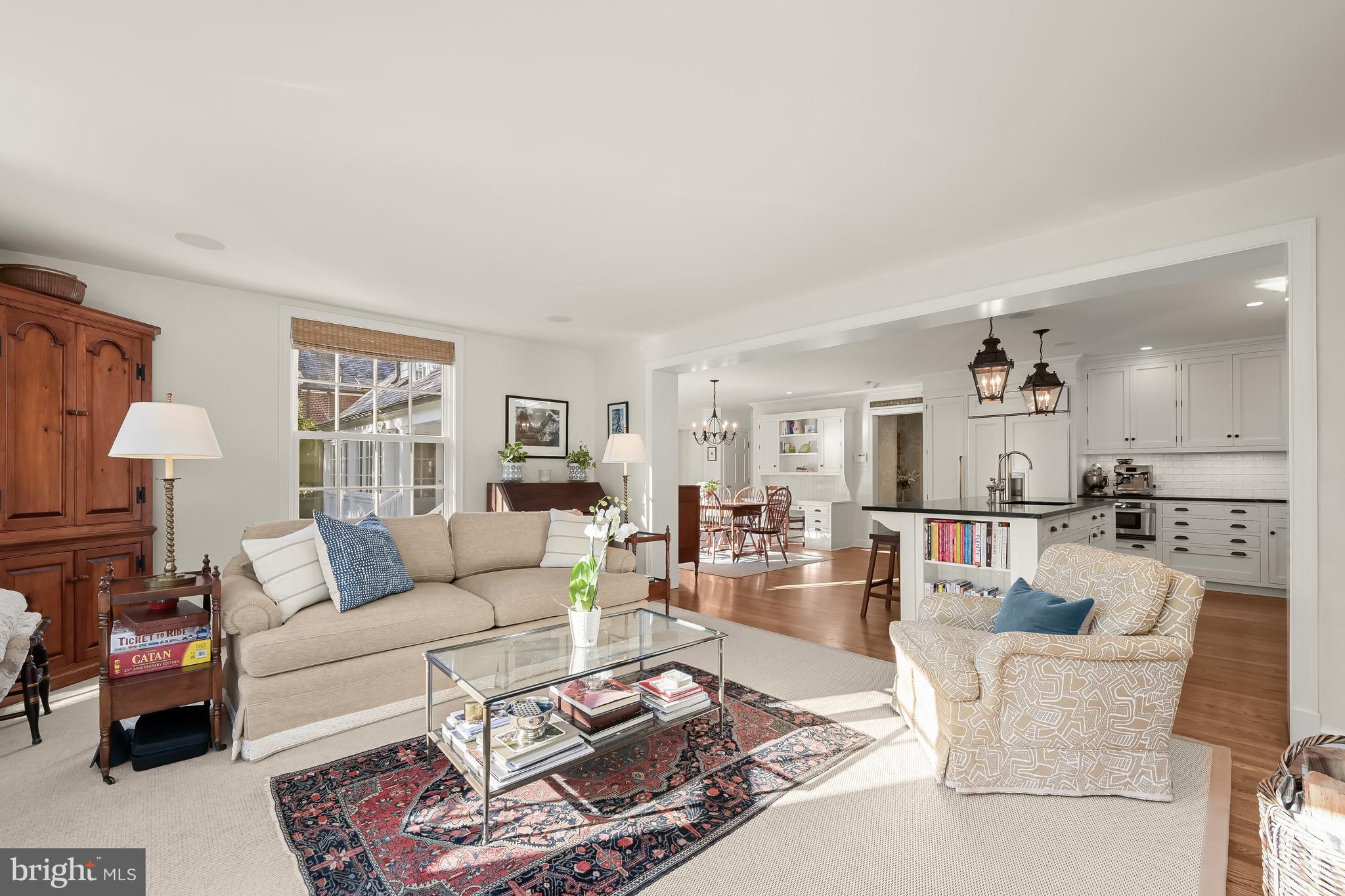 SPRING VALLEY - Residential