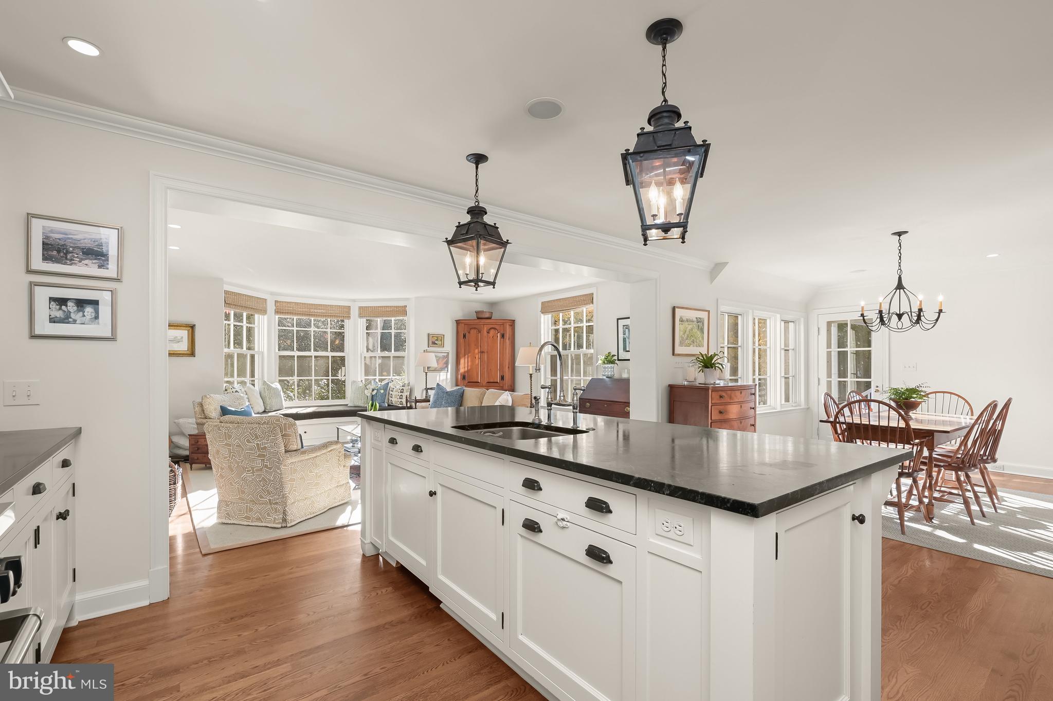 SPRING VALLEY - Residential